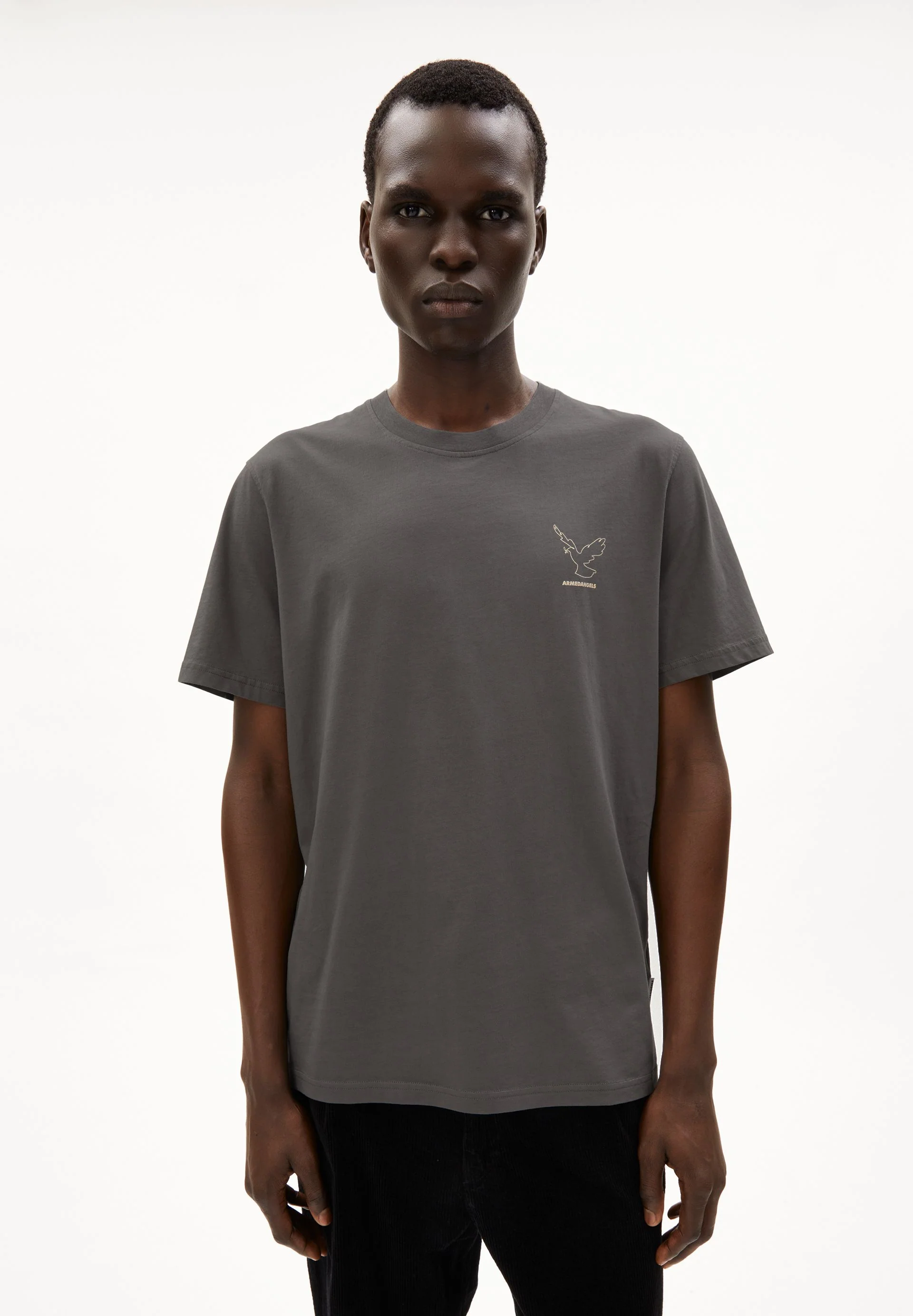 AADONI NESTLING | iron cast