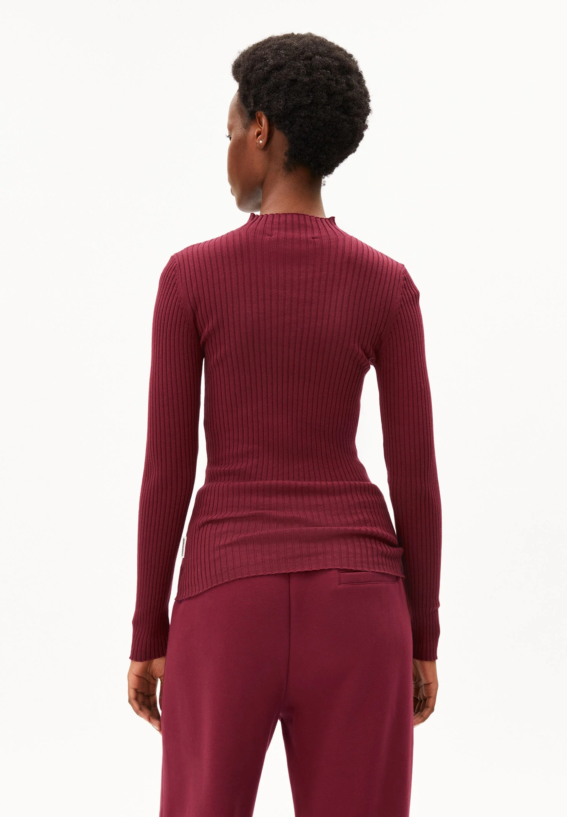 ALAANIA | velvet red - Image 2