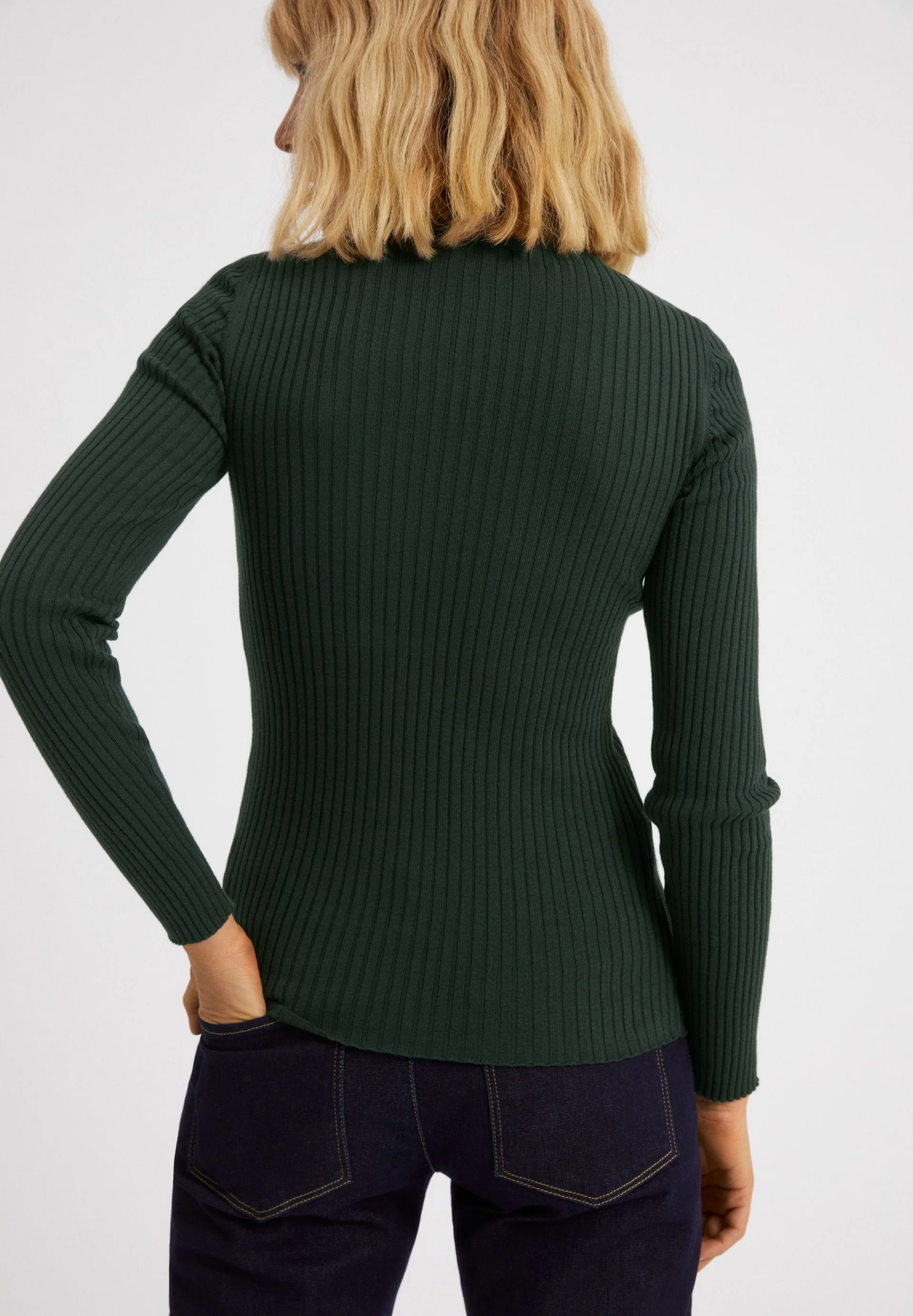 ALAANIA | vintage green - Image 2