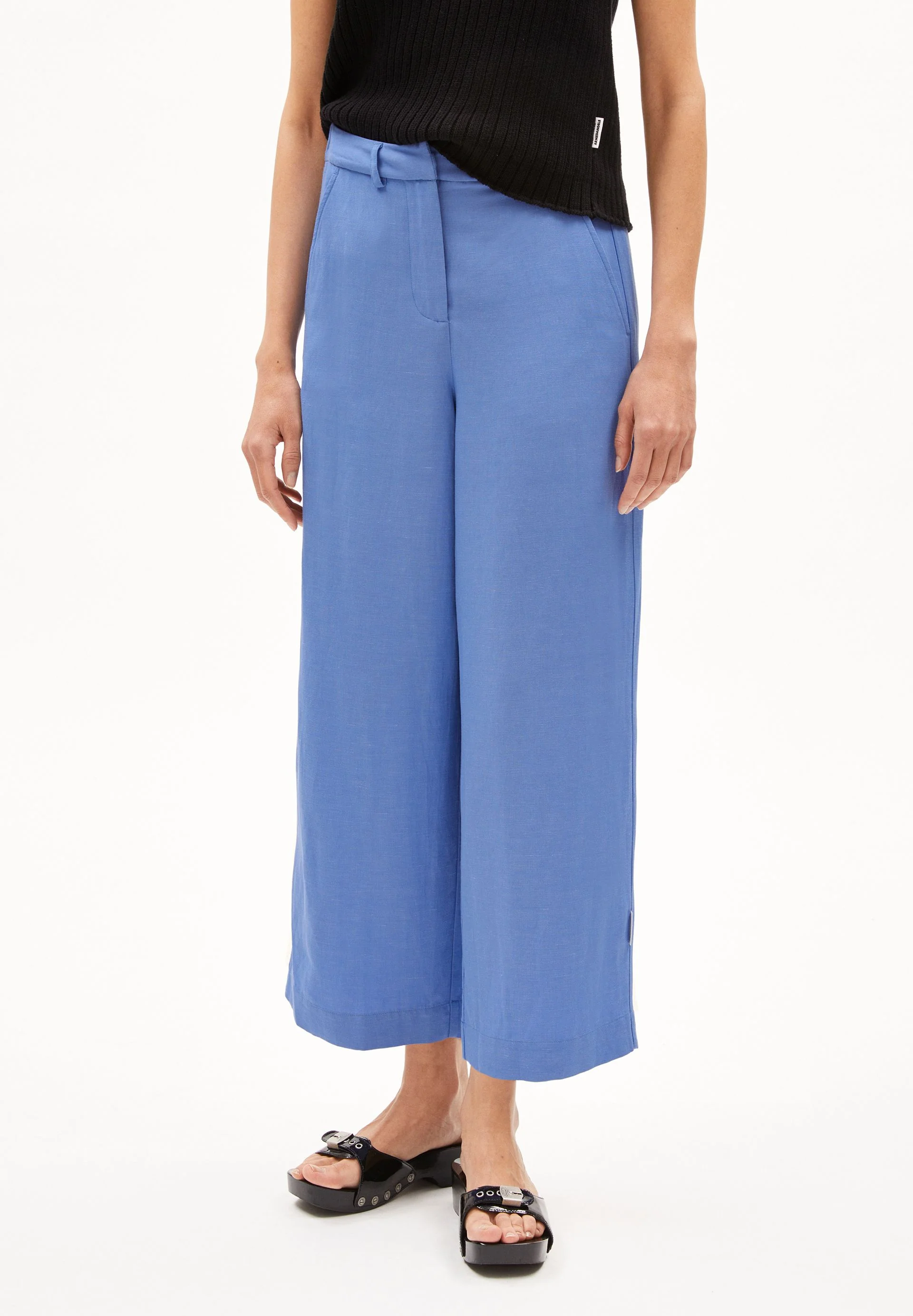CAARUNUS LINO HOSE | blue bloom
