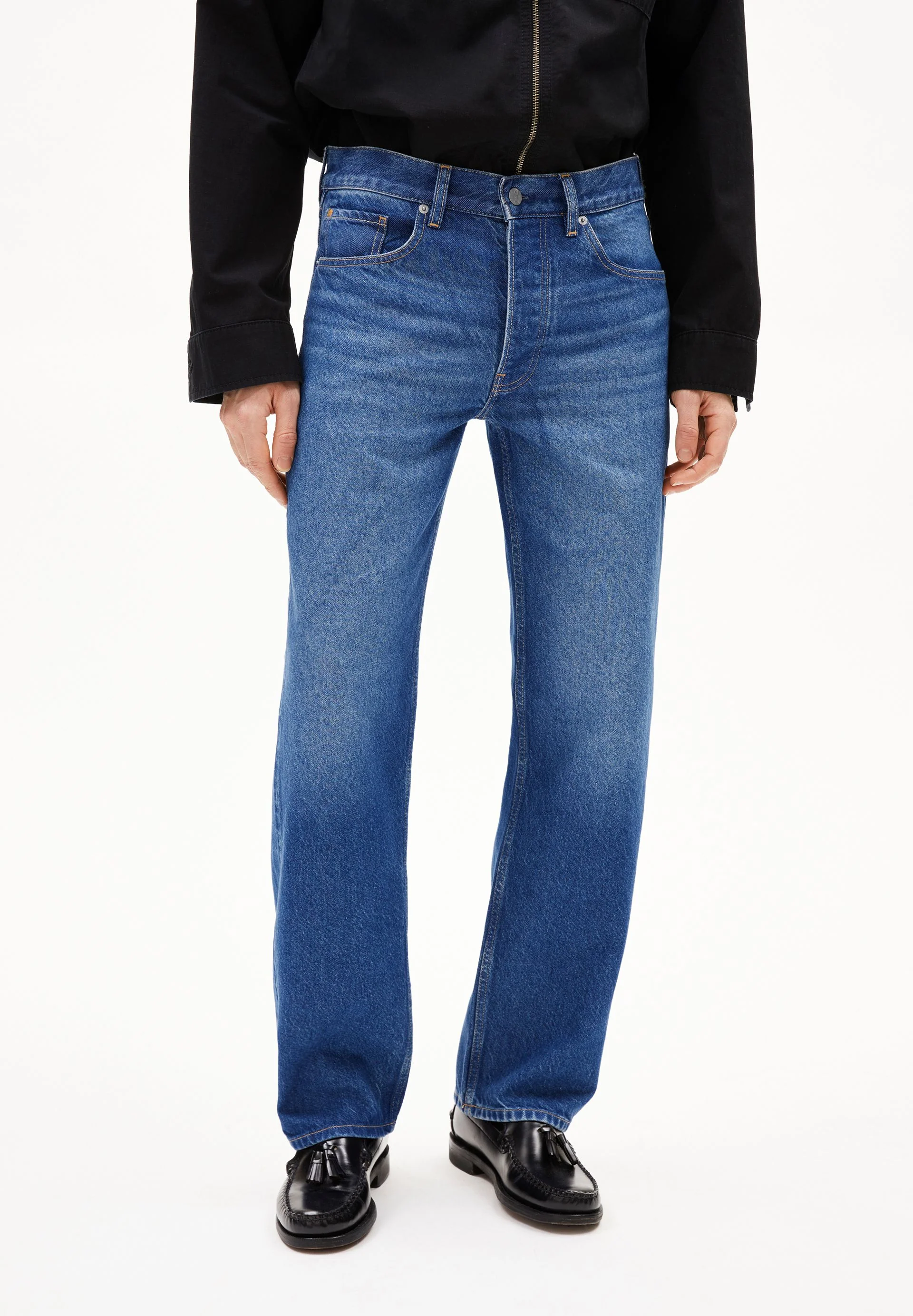 AARY STRAIGHT JEANS | bendoc