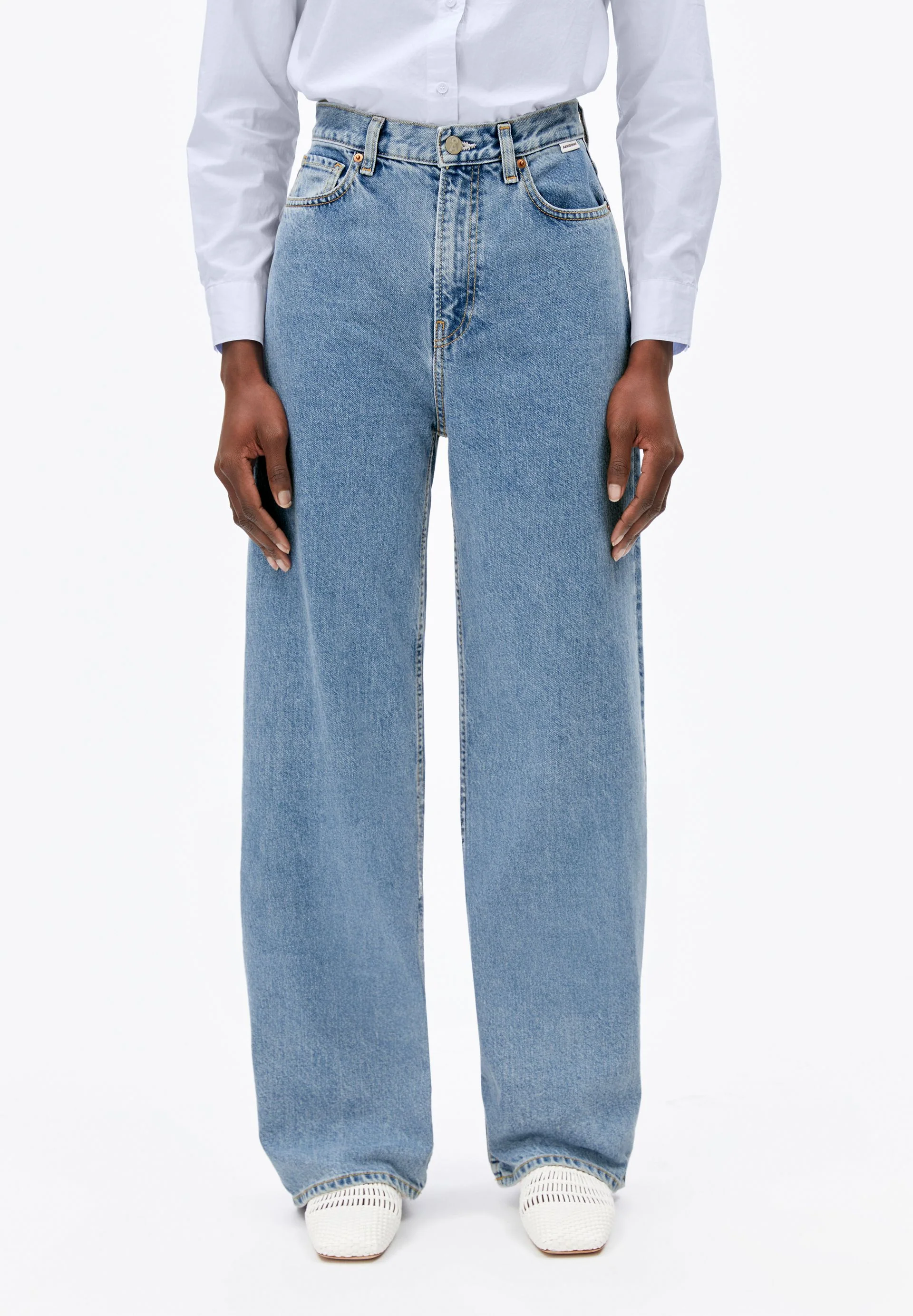 ENIJAA HIGH WAIST WIDE JEANS | horizon