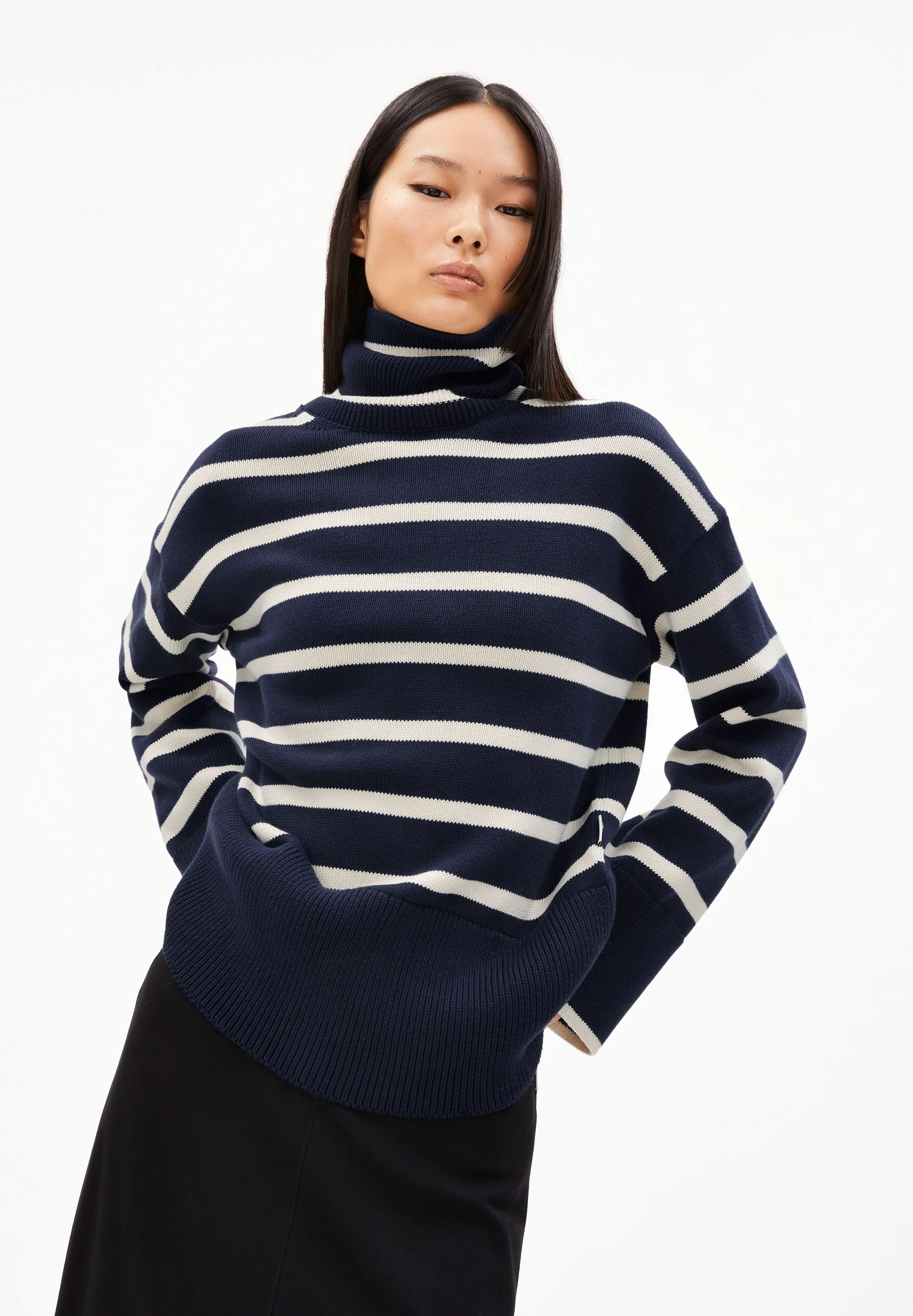 CHANAA STRIPES | night sky-oatmilk
