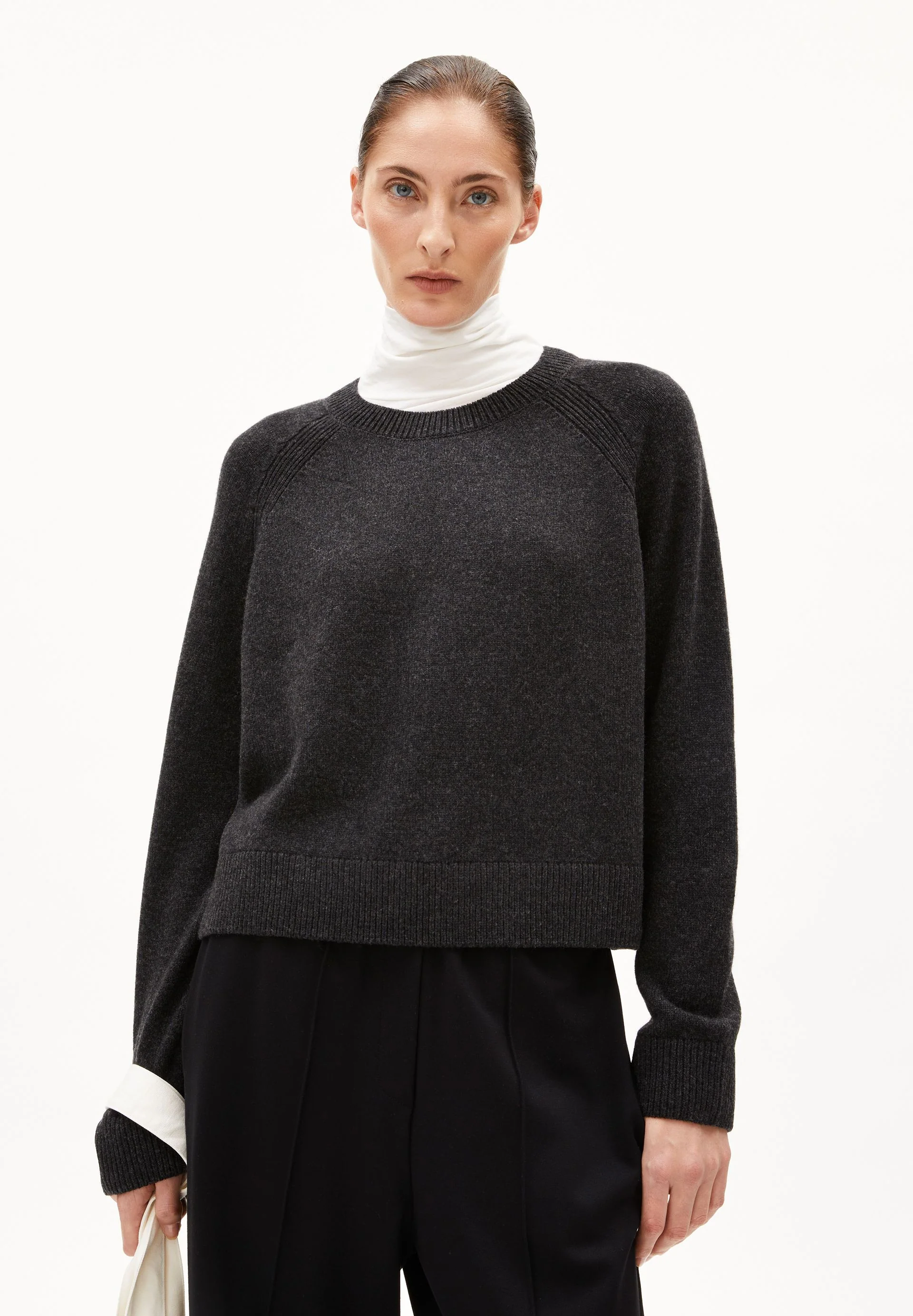 DILIRIAA REGLANA - Image 11