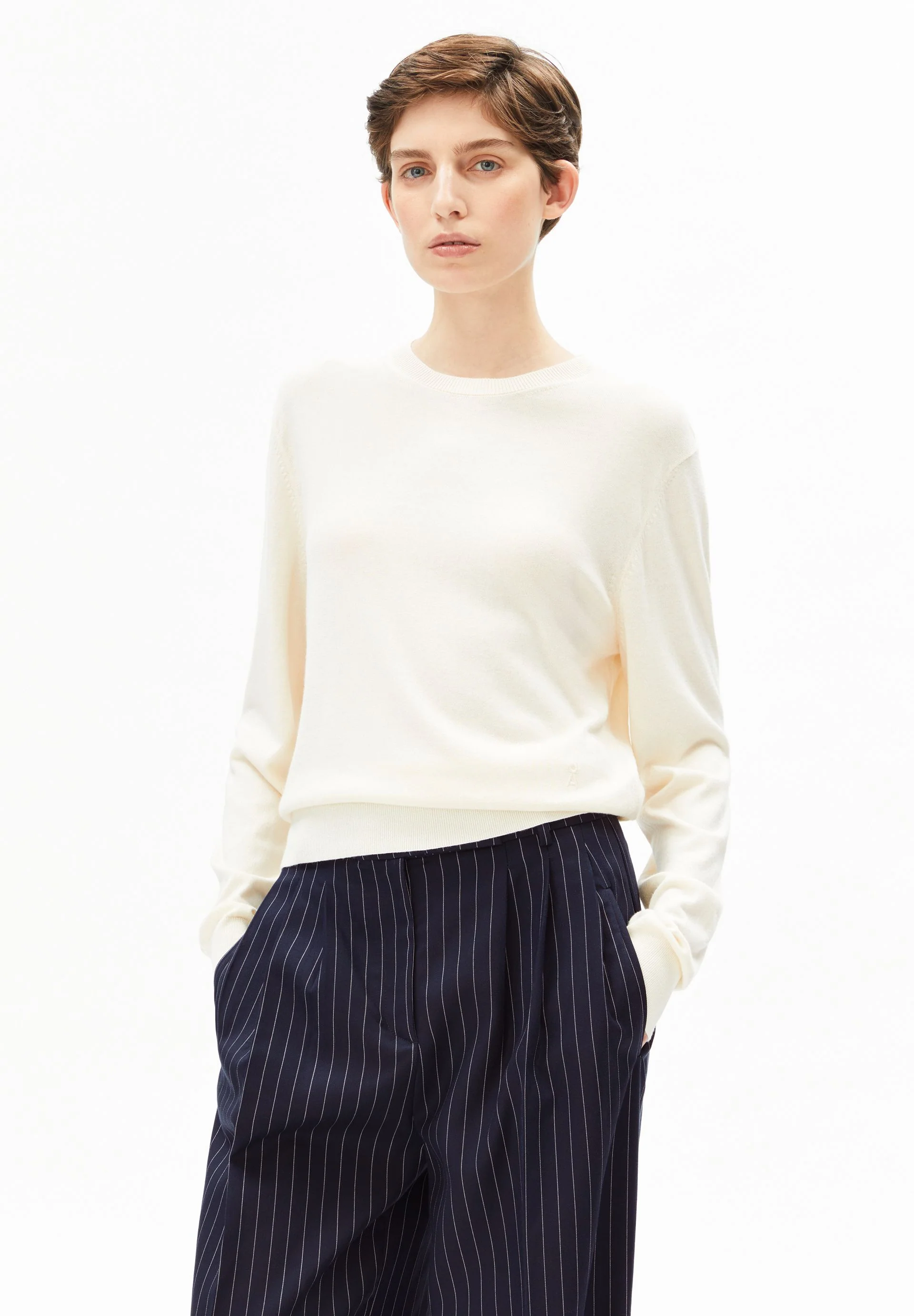 FEINSTRICKPULLOVER | oatmilk