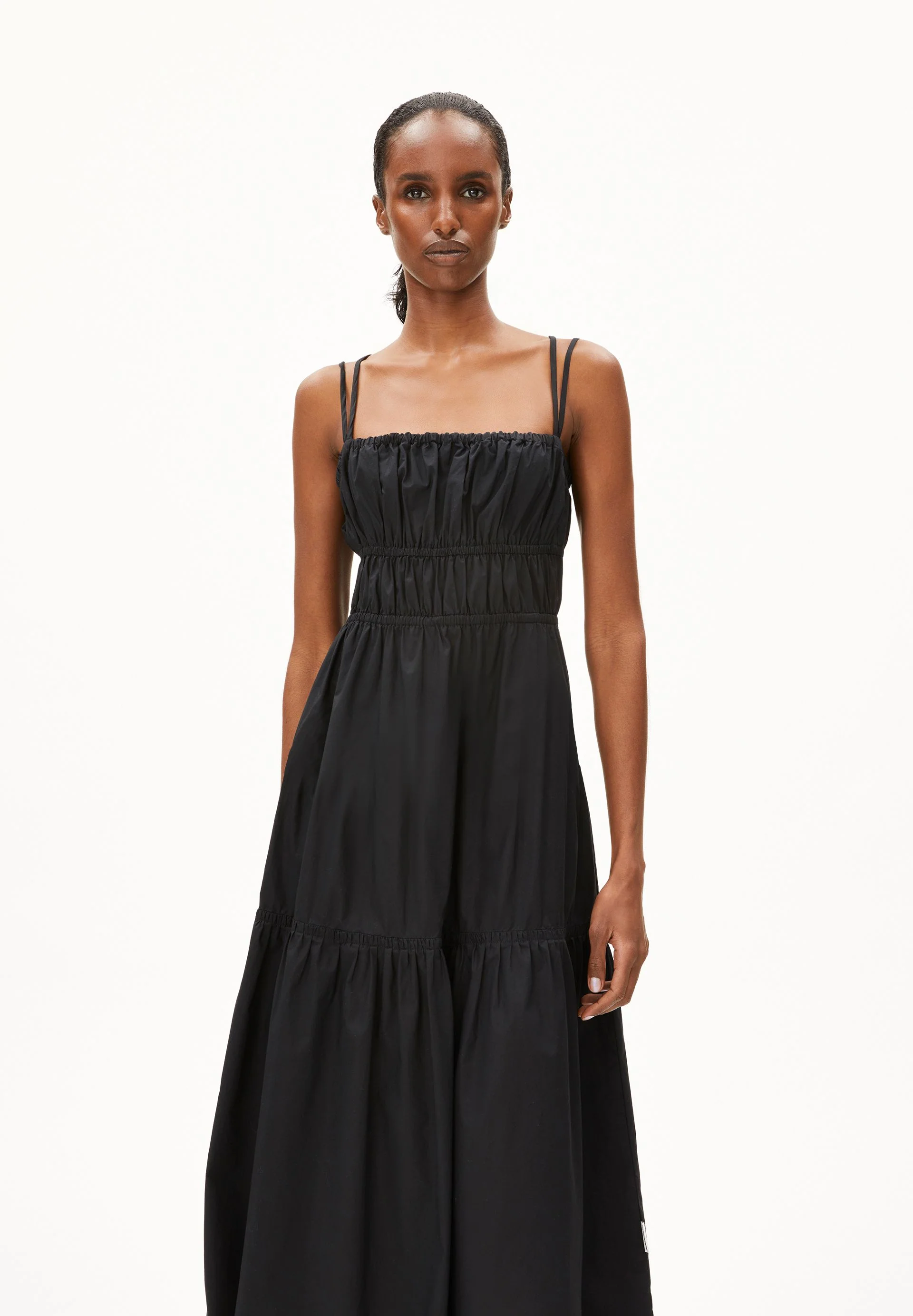 HETMALAA | black