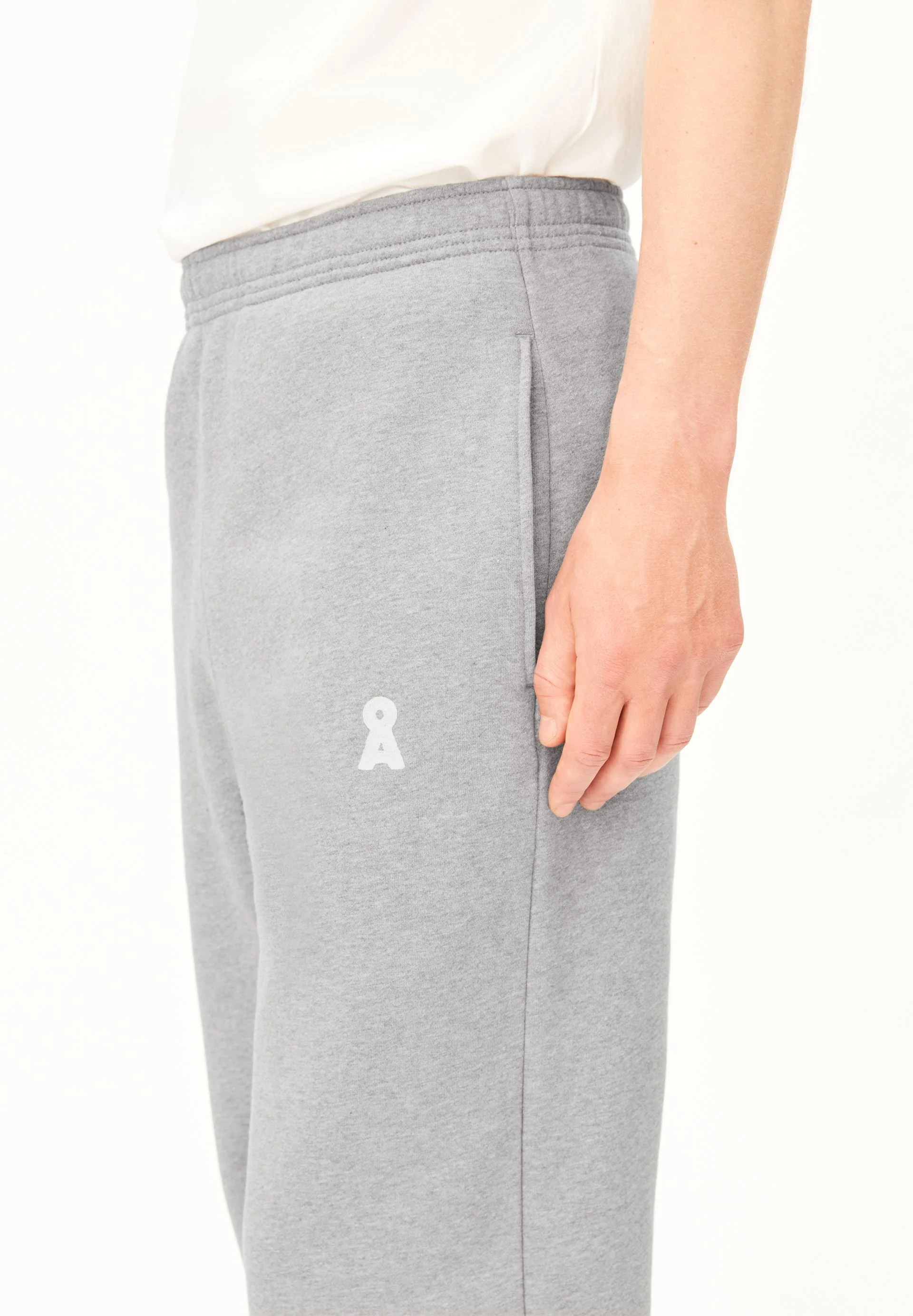 ICONIC Å BAASTI MELANGE SWEATPANTS | silver melange - Image 3
