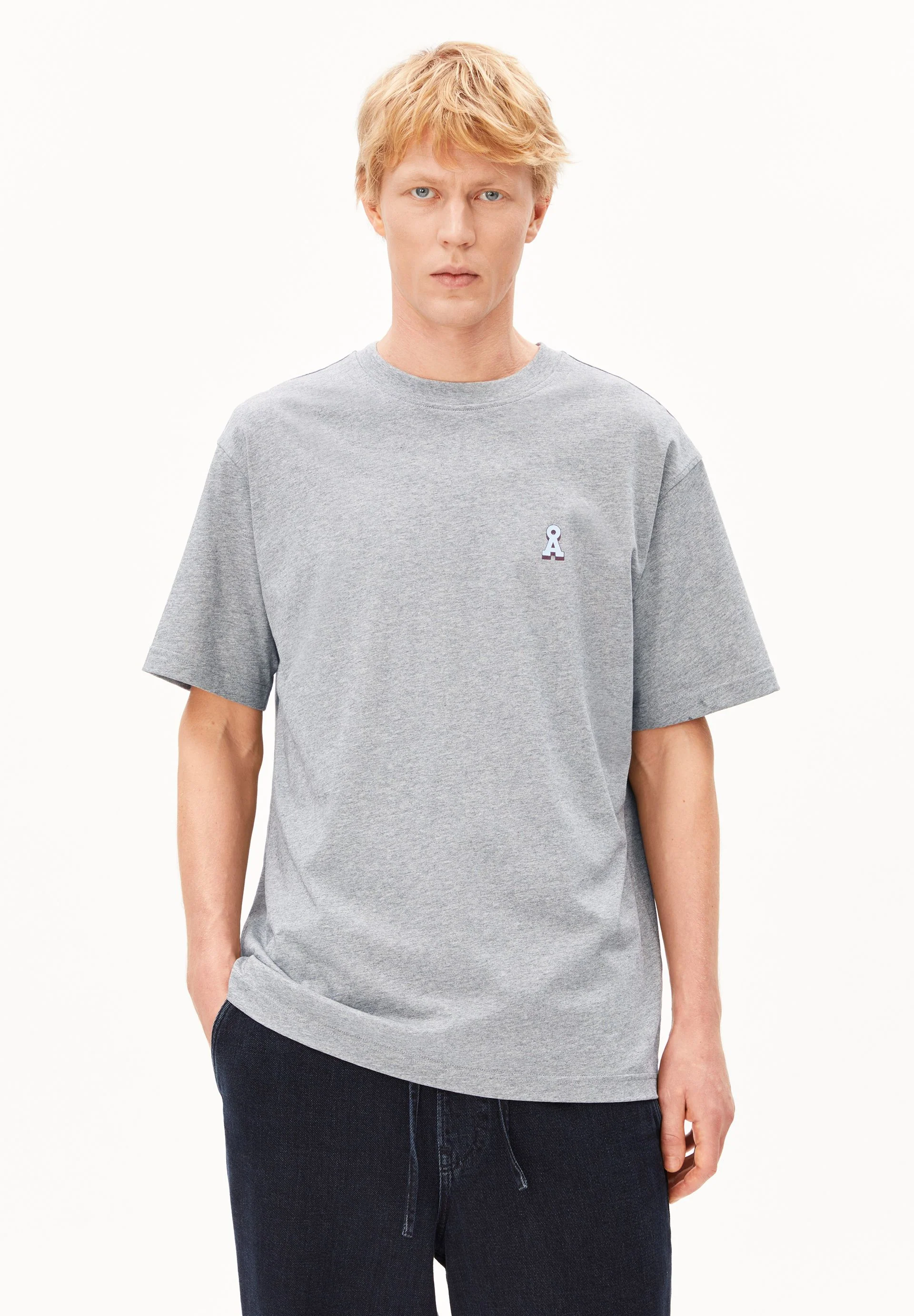 ICONIC Å MAARKOS MELANGE T-SHIRT | silver melange