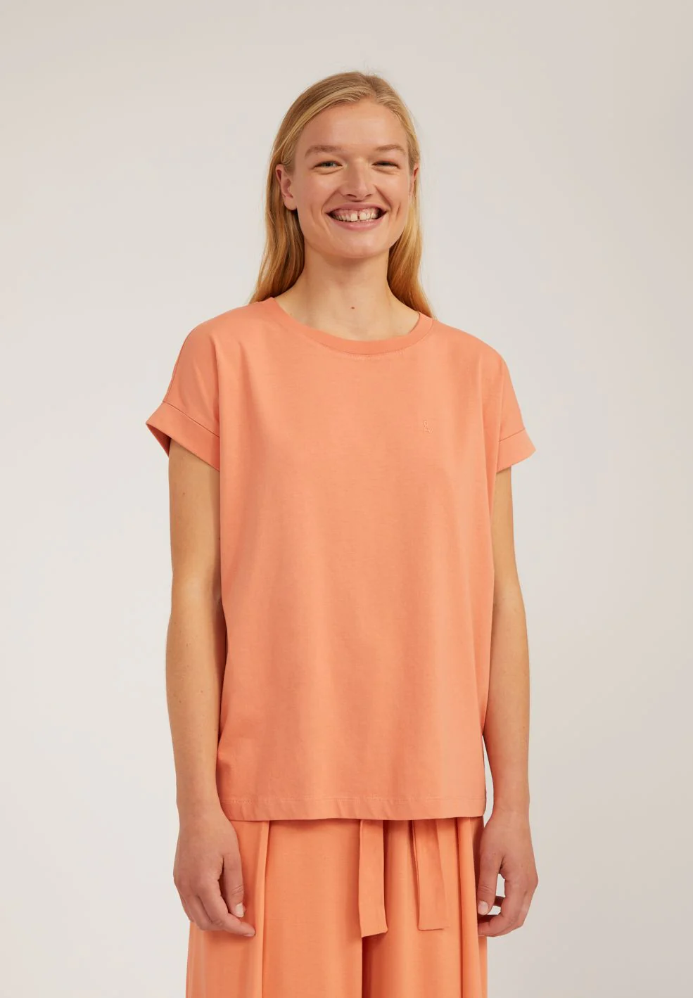 IDAARA T-SHIRT | burned mandarin