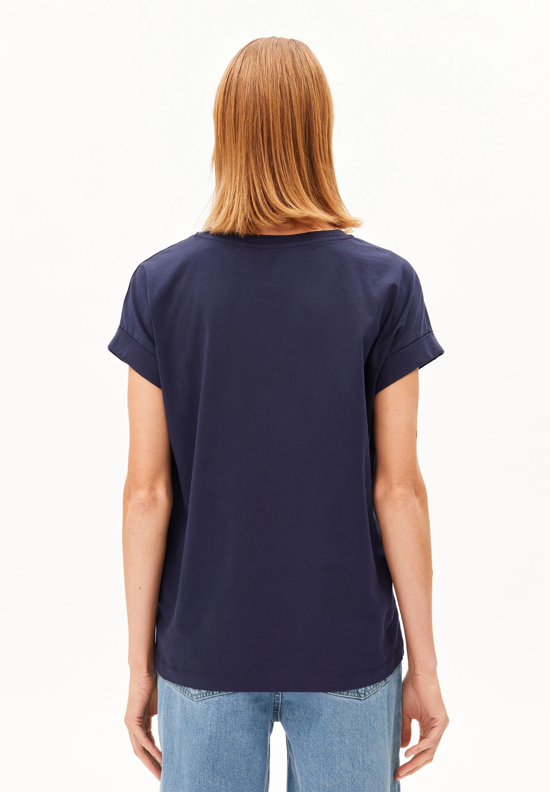 IDAARA T-SHIRT | tinted navy - Image 2