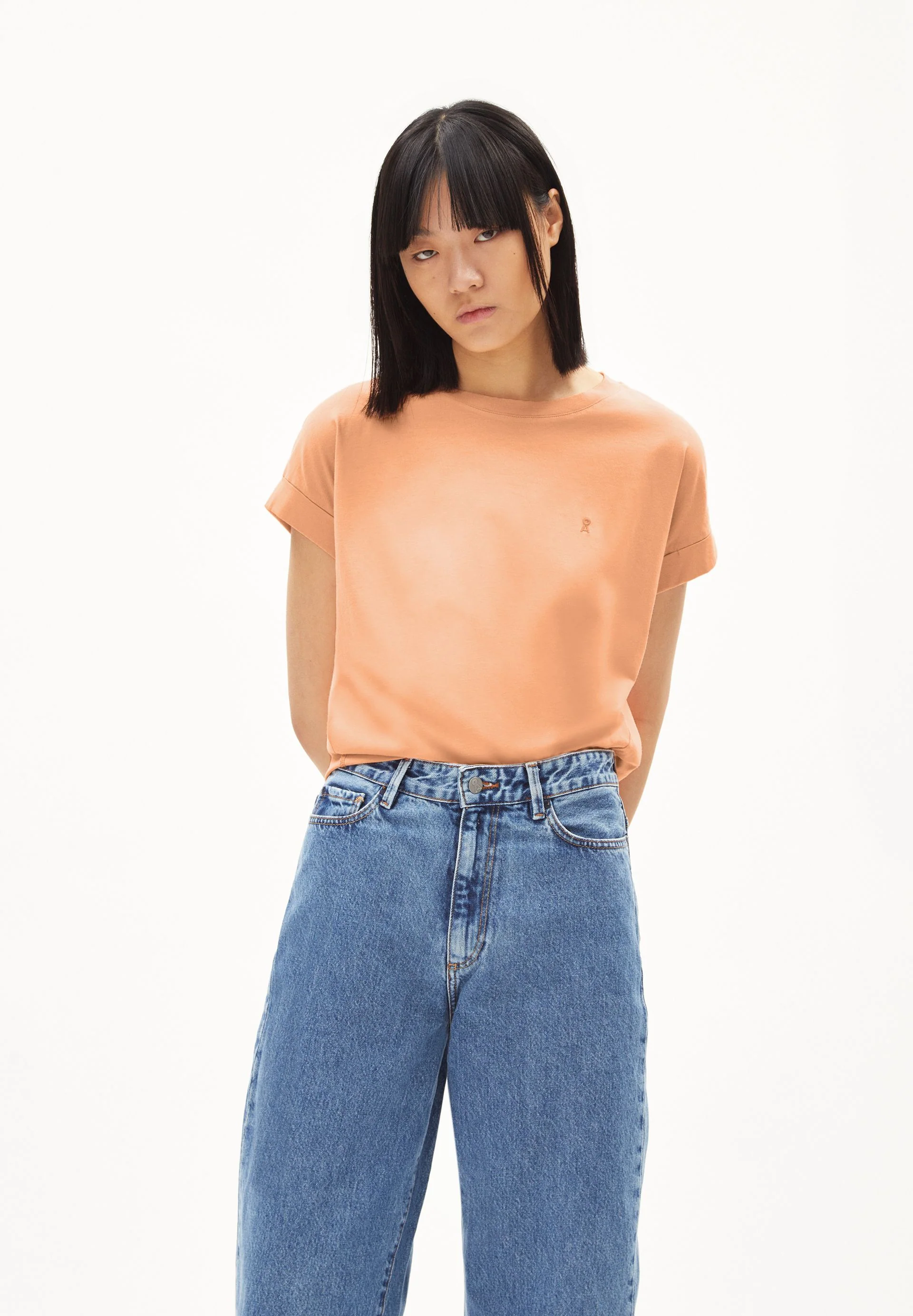 IDAARA T-SHIRT | warm peach