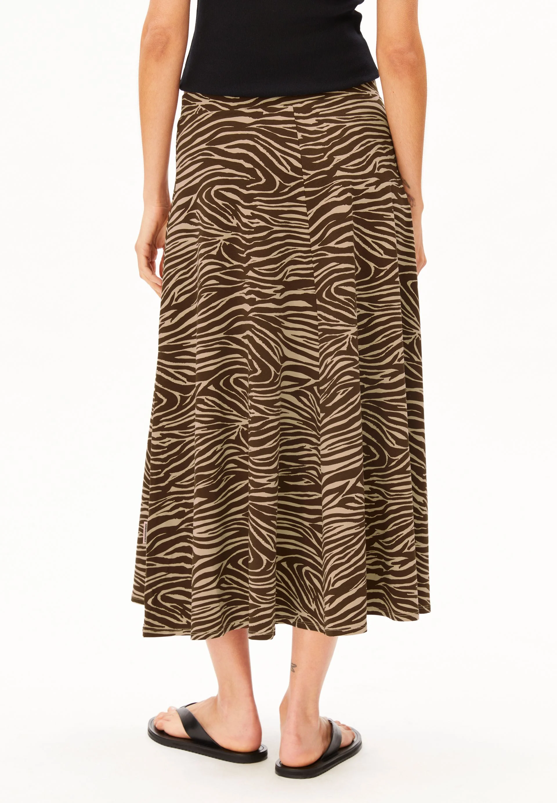 ILENIAA LARAA ZEBRA MUSTER | sandstone - Image 2