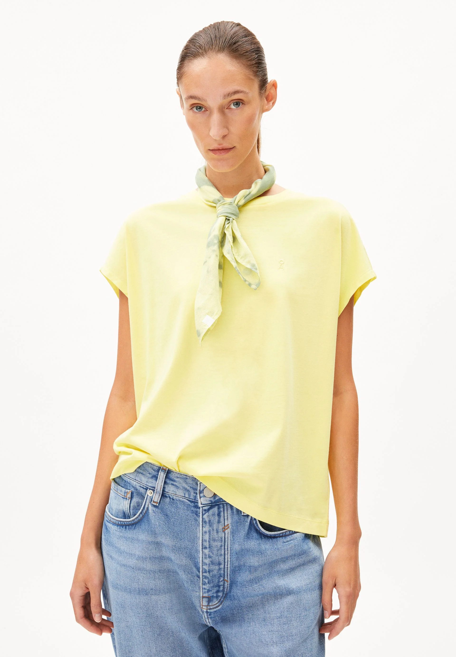 INAARA | armedangels yellow light