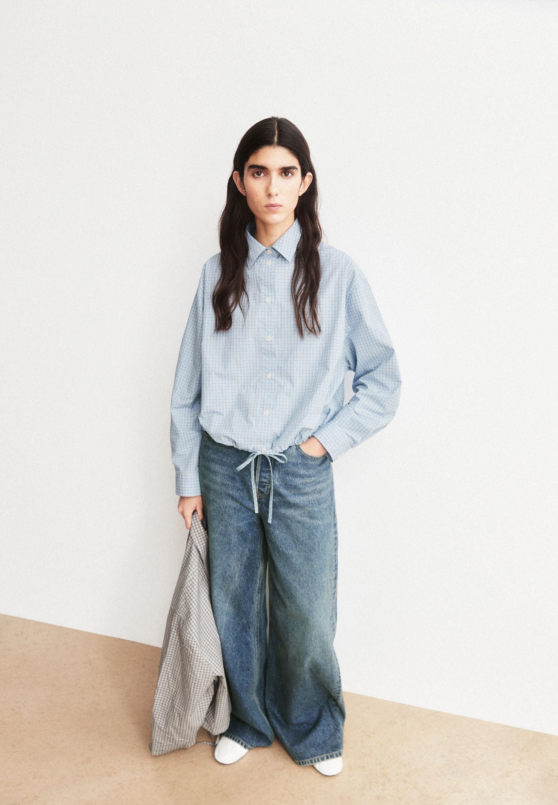 KARIERTE BLUSE MIT KORDELZUG | skylight-oatmilk - Image 4