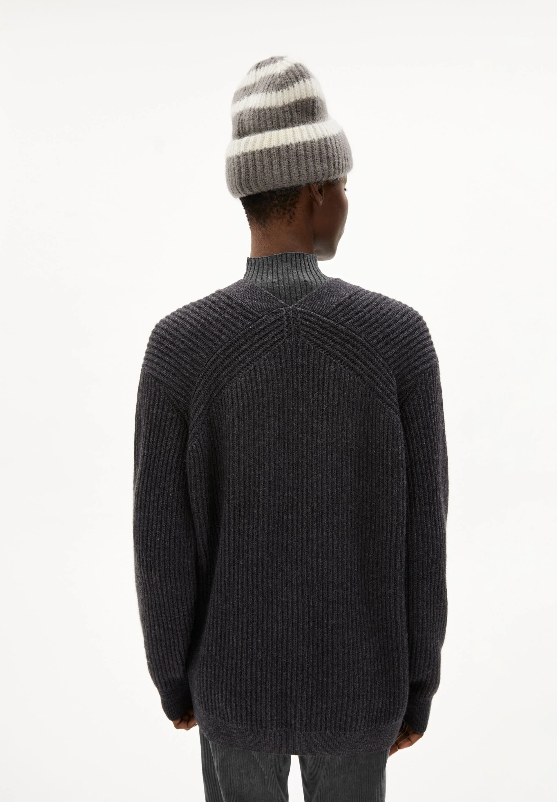 KAYAAS STRIPES | iron cast-oatmilk
