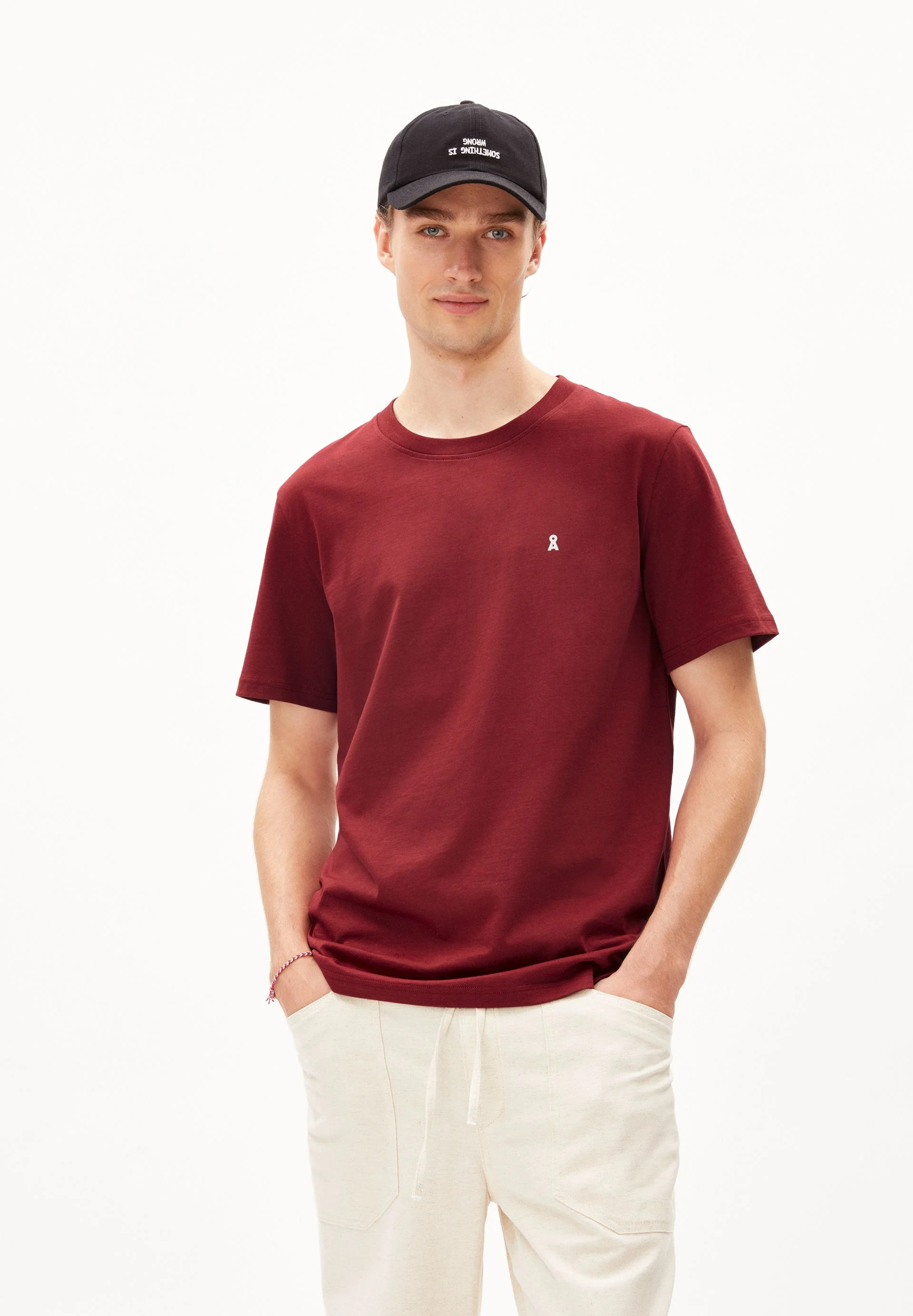 LAARON T-SHIRT | dark crimson