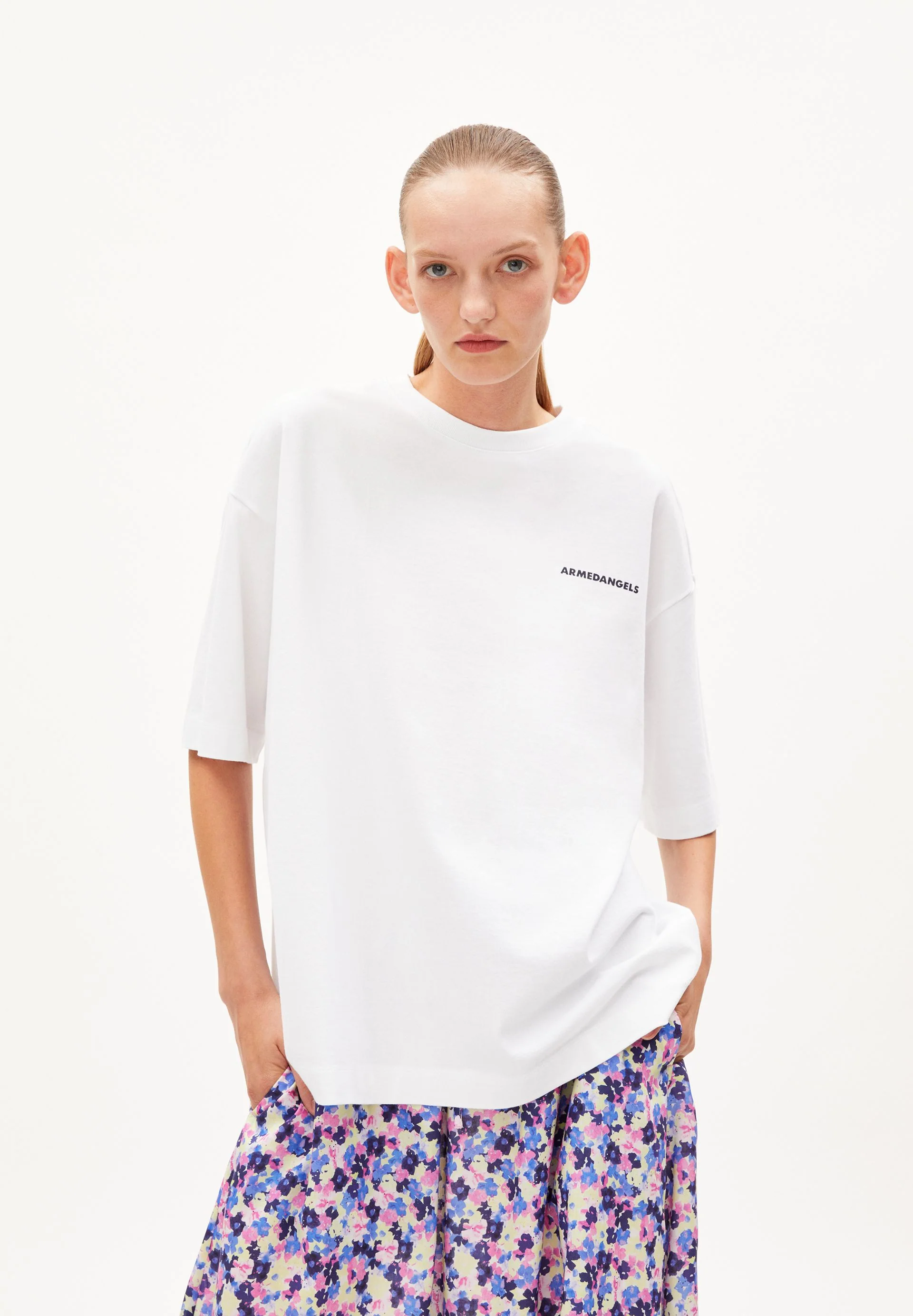LAURAA FLORAA | white