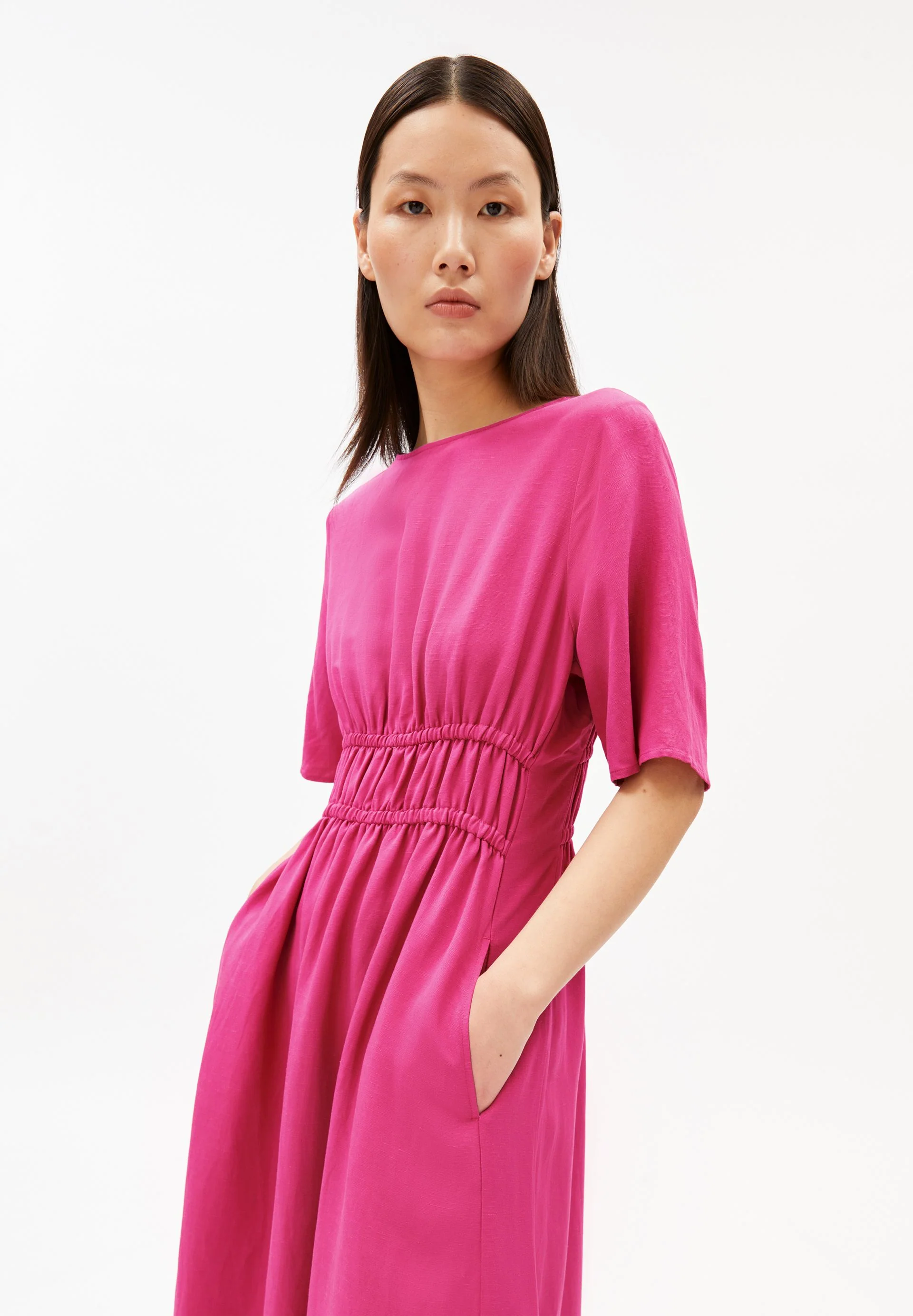 LEINEN-MIX GERAFFTES KLEID - Image 2