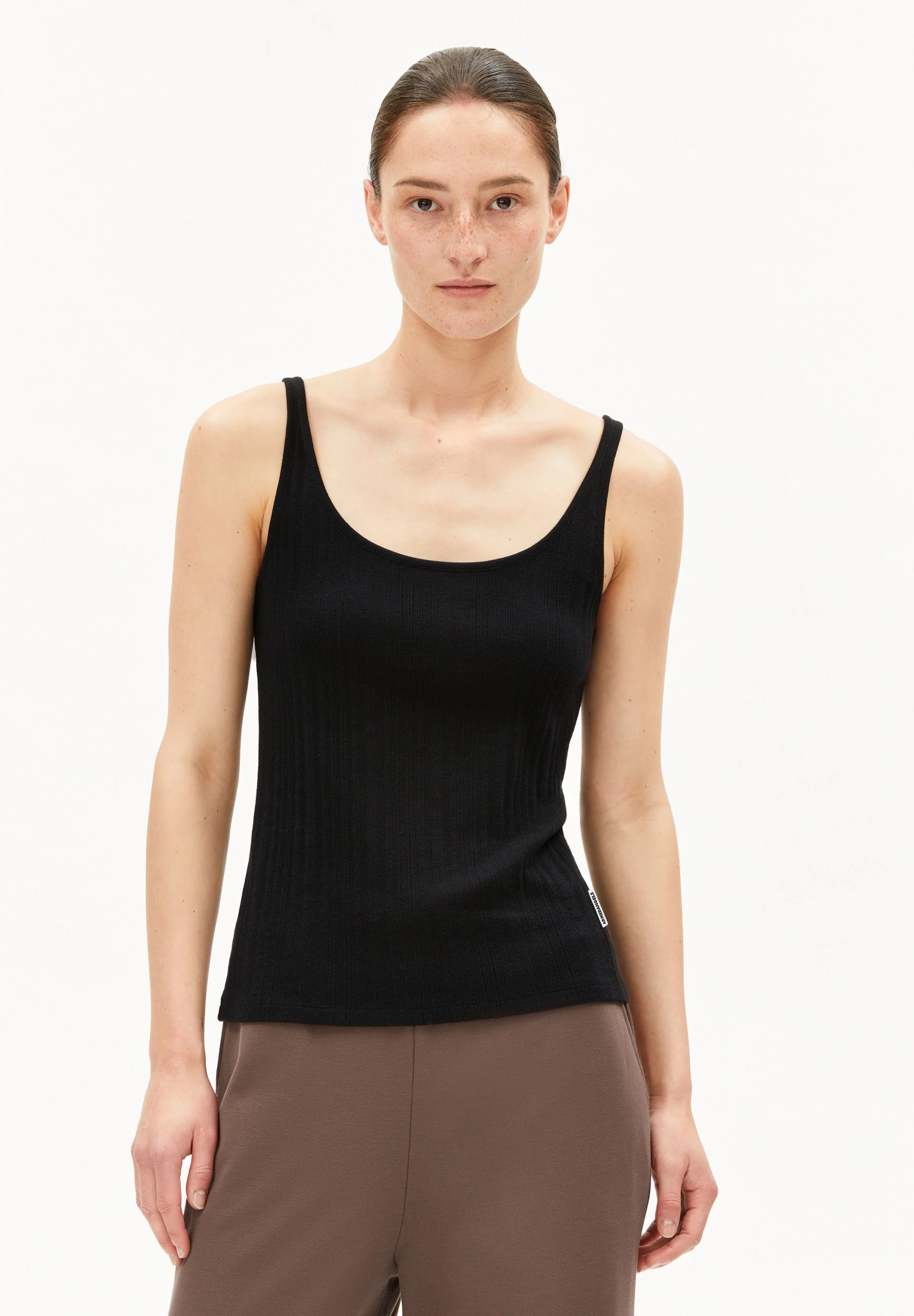 MAHELITAA | black