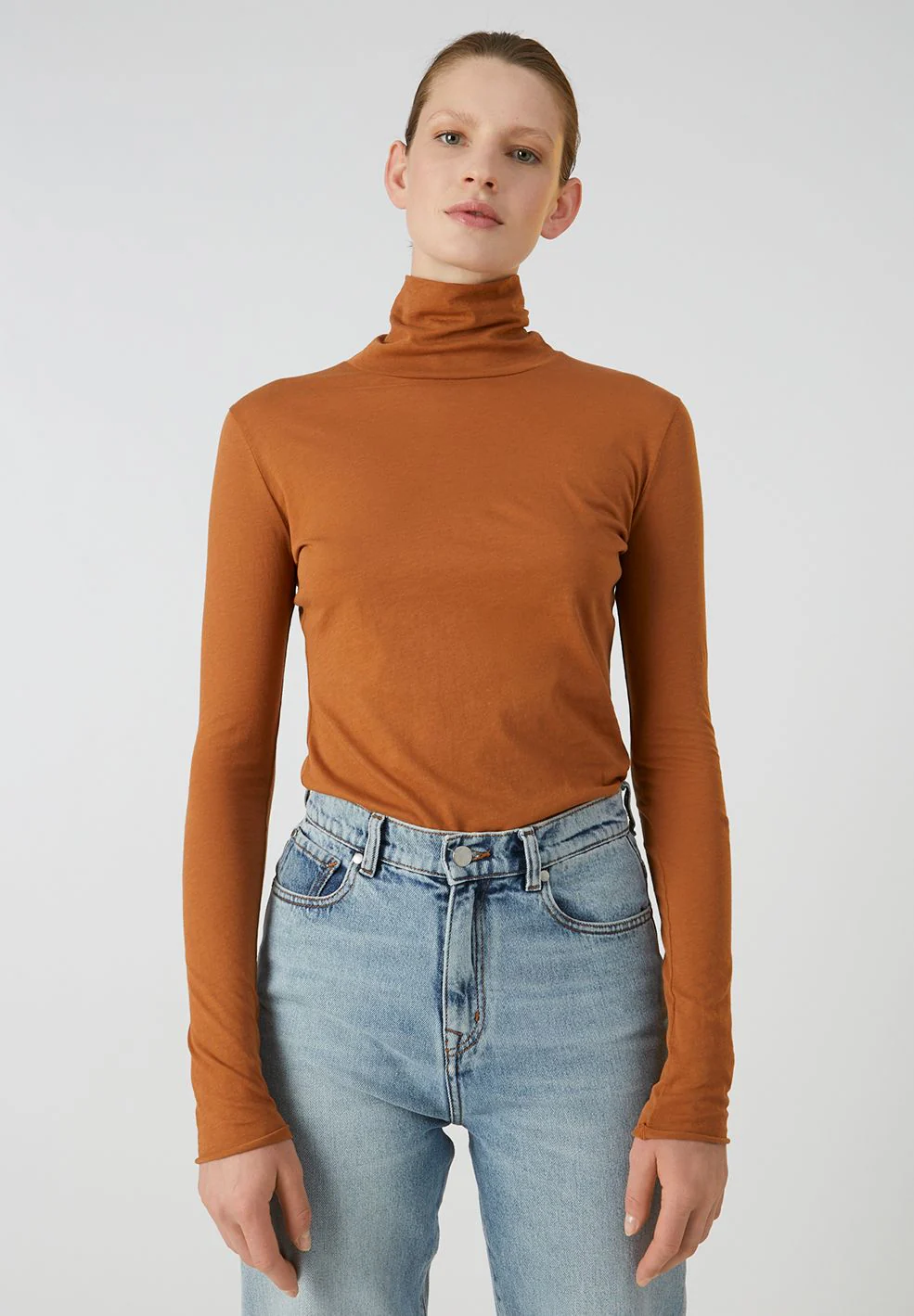 MALANAA | maroon