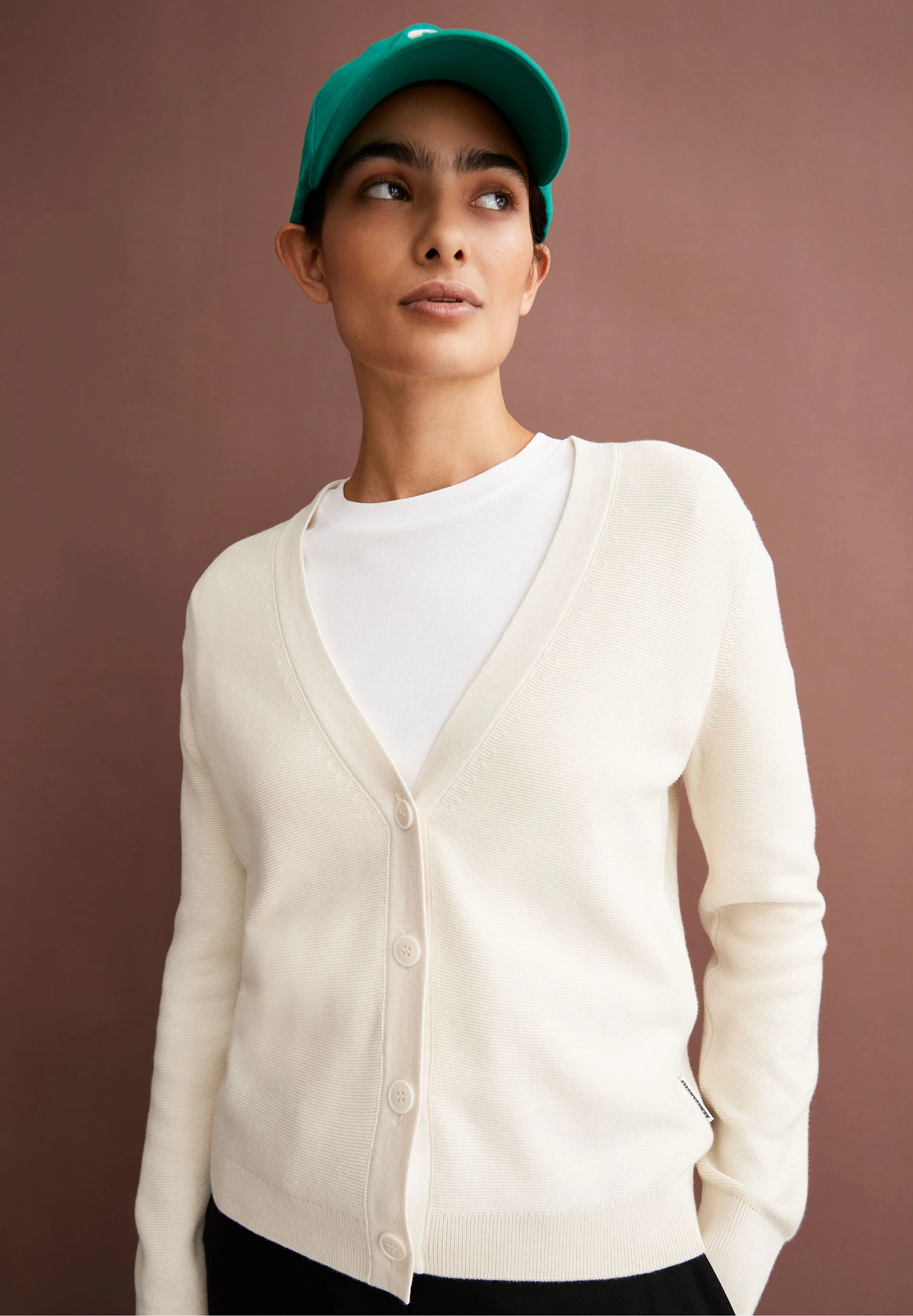 MENAAL LINKS LINKS CARDIGAN | oatmilk - Image 4