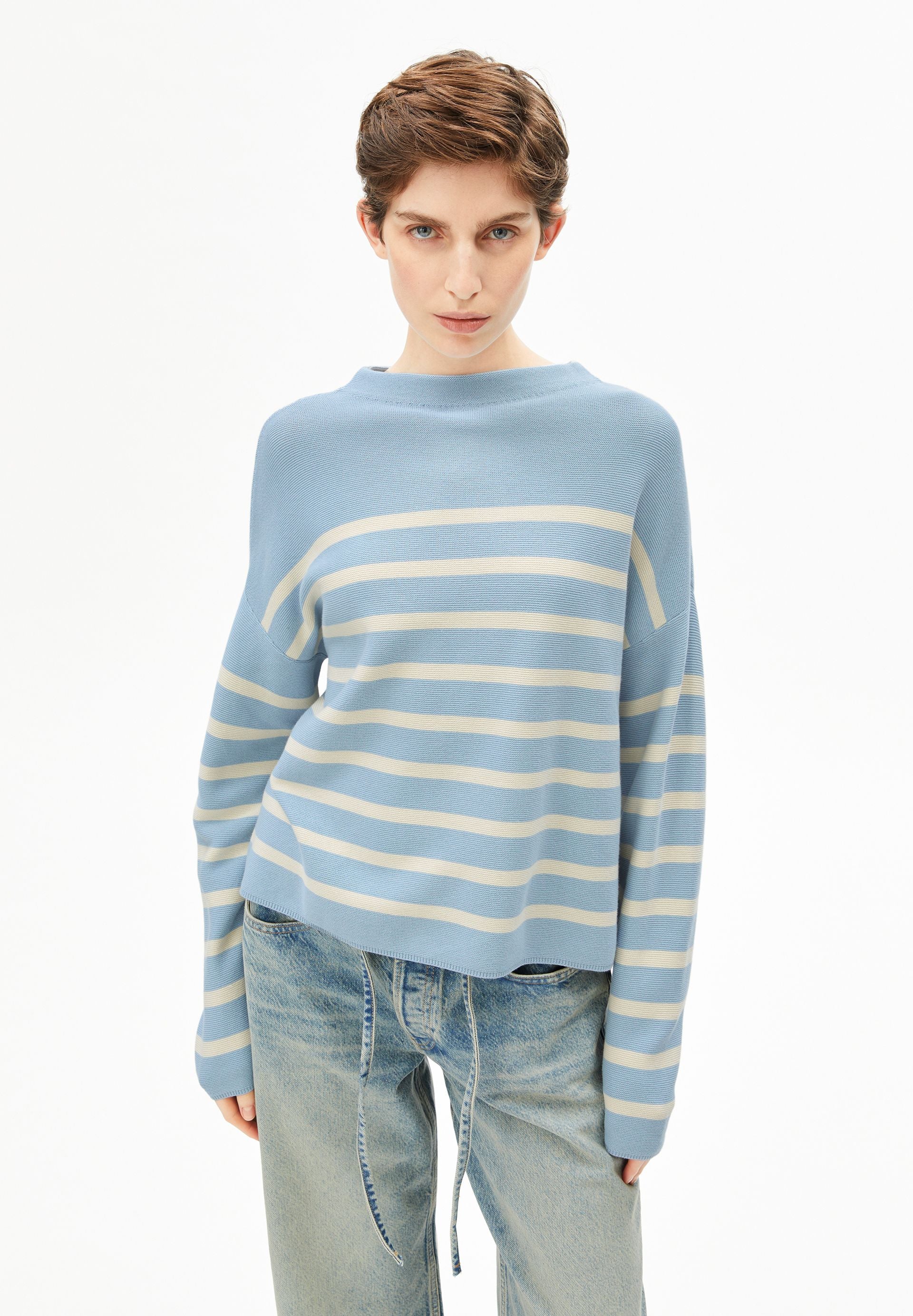 MERINAA GESTREIFTER STRICKPULLOVER | blue glow-oatmilk