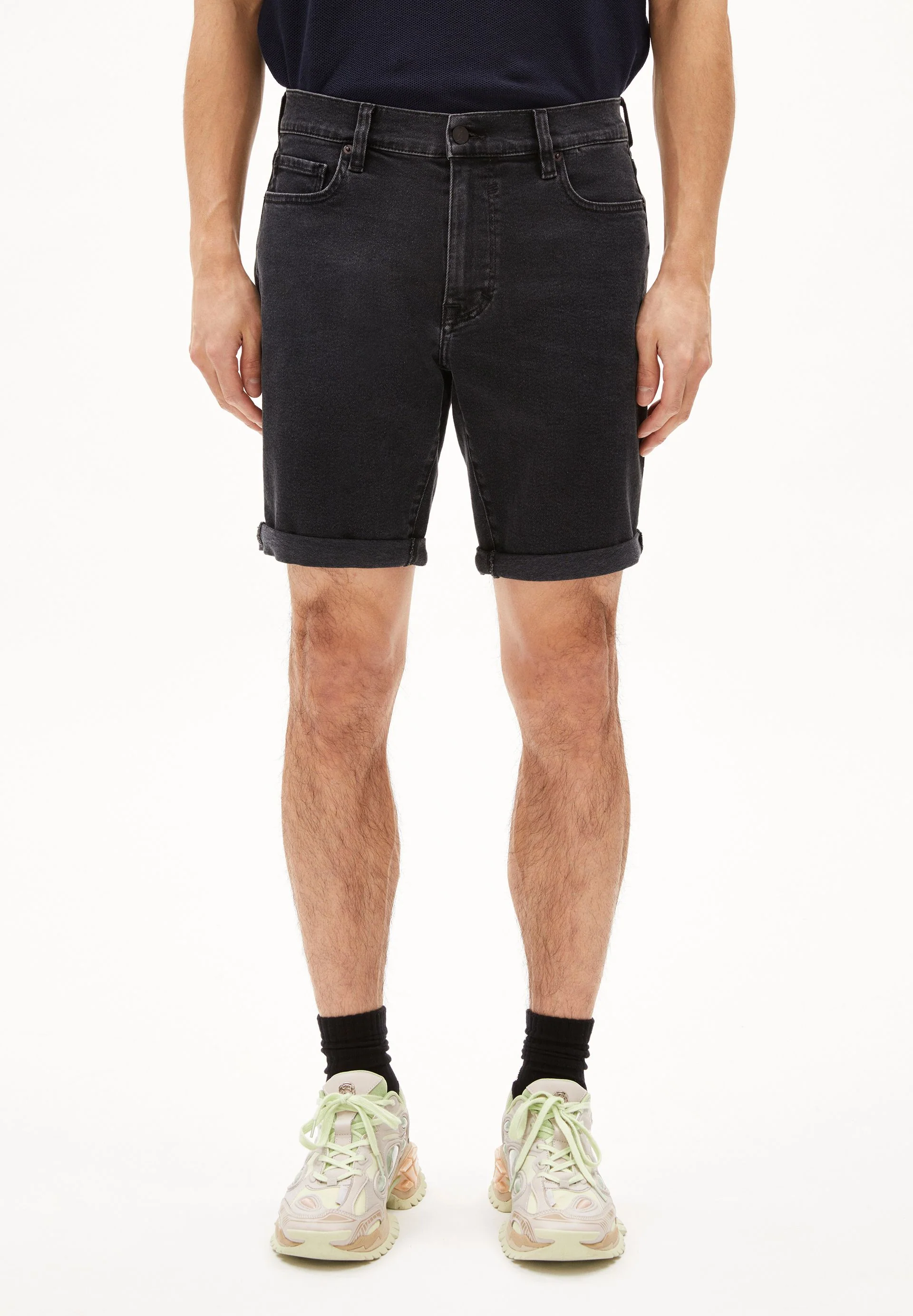 NAAILO | black washed authentic