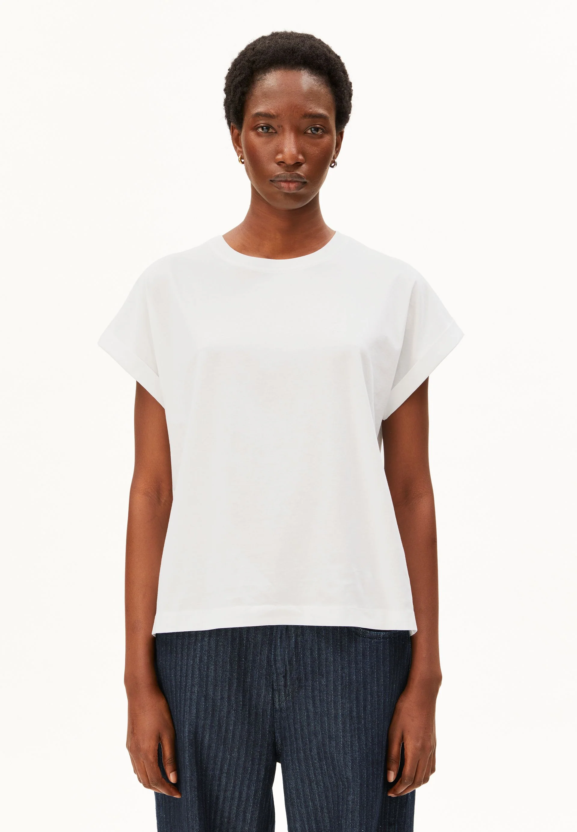 NEUES IDAARA T-SHIRT | white