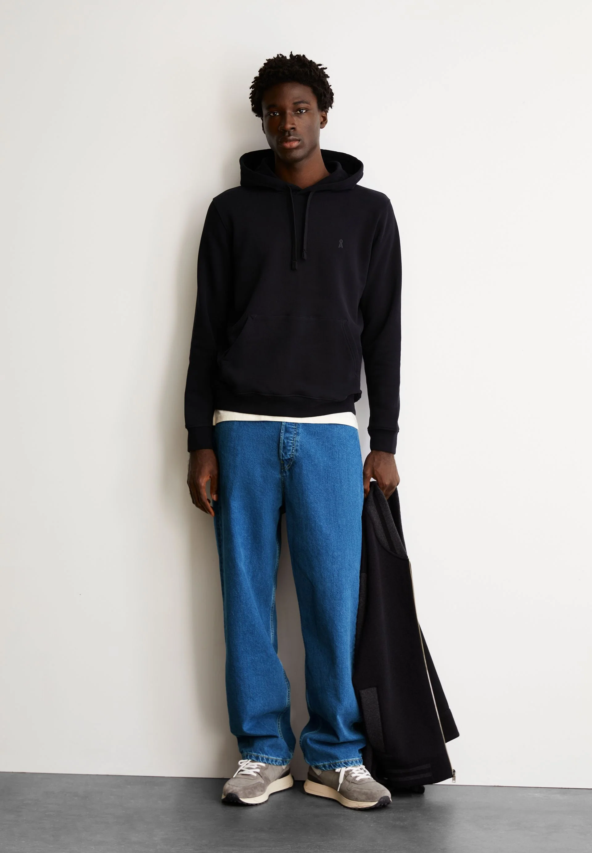 PAARLO FLEECE HOODIE | black - Image 4