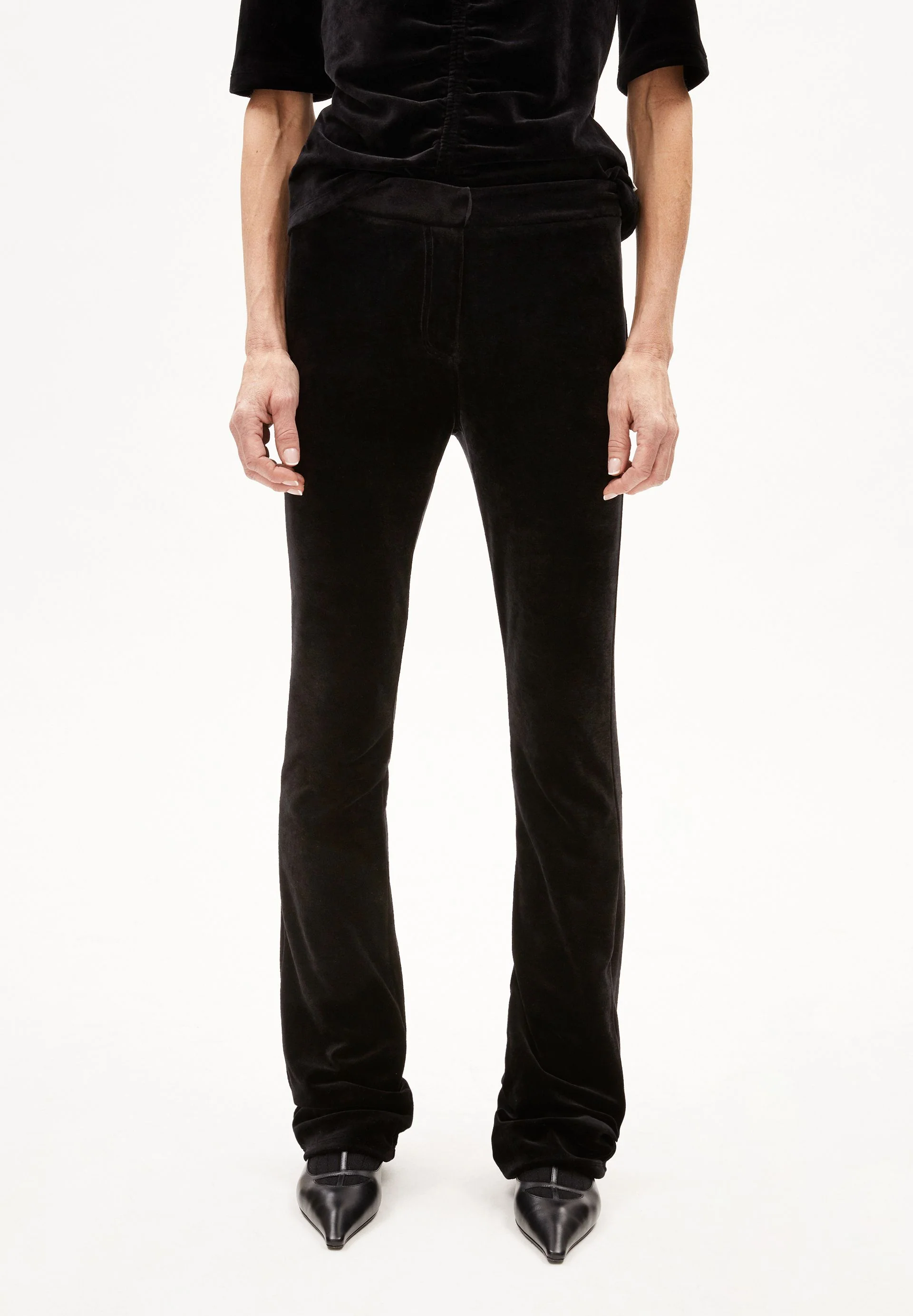 RONJAAL | black