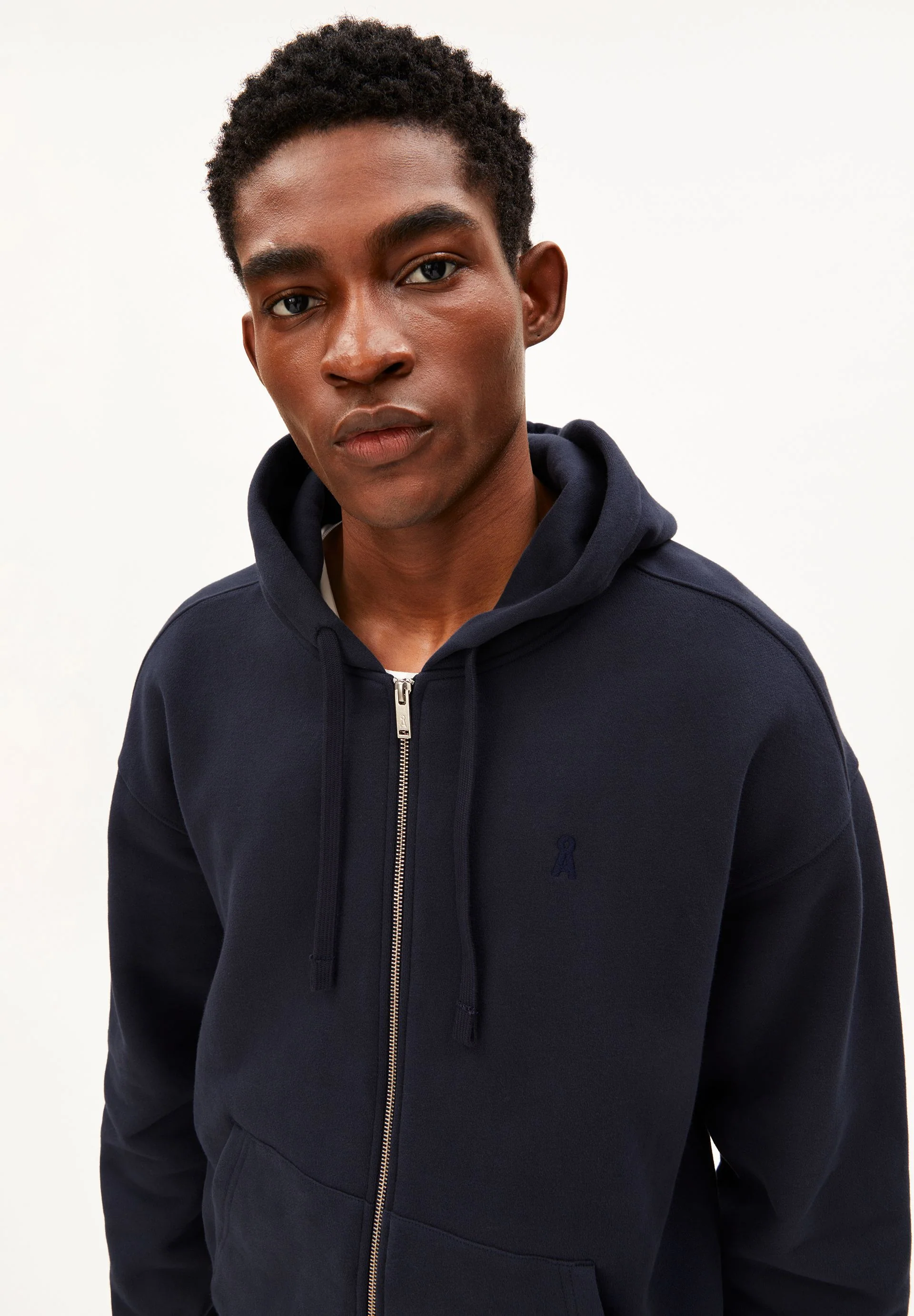 SAROMIAAN SWEATJACKE | night sky - Image 3