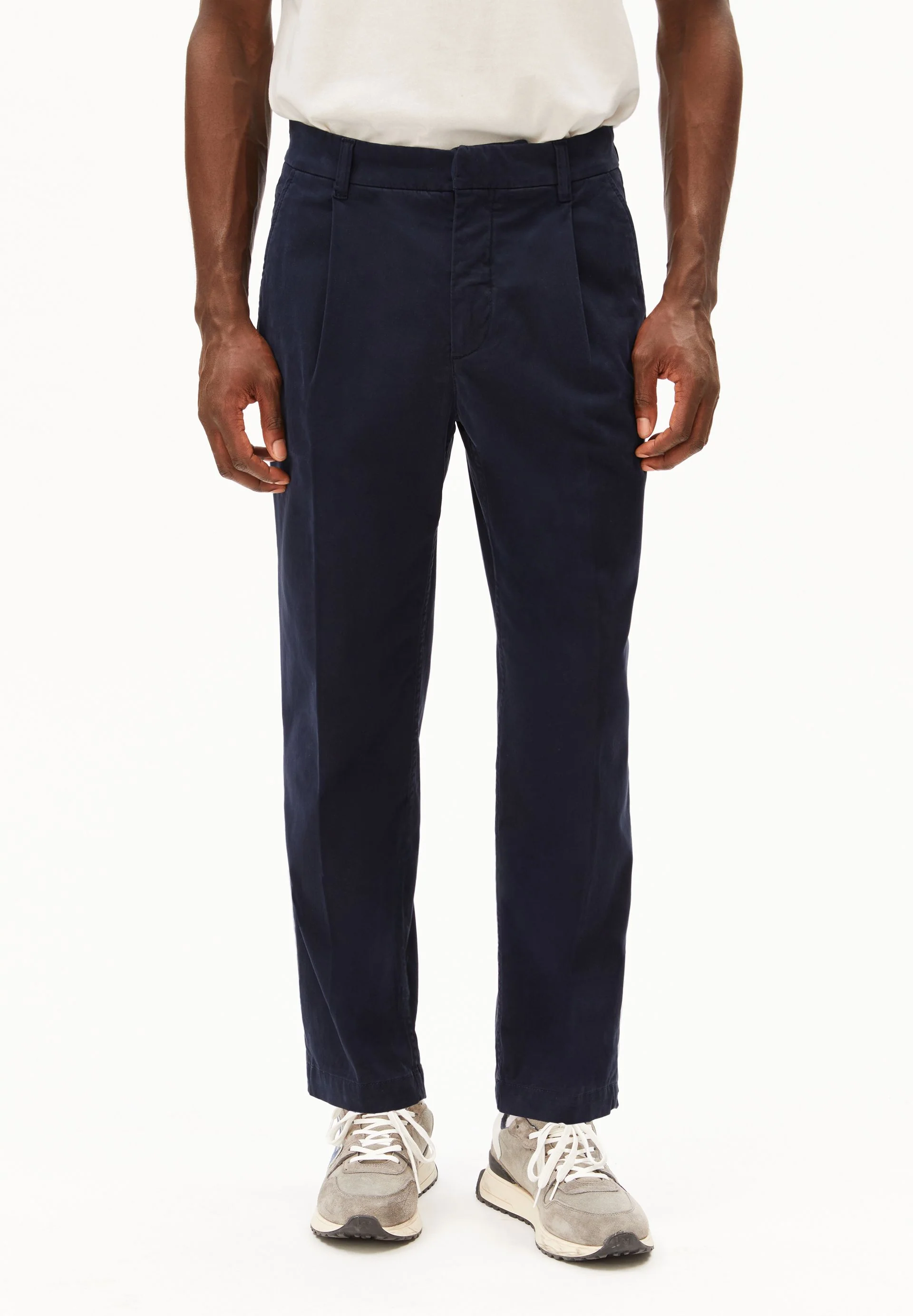 TAAMIR PLEATED CHINO PANT - Image 2