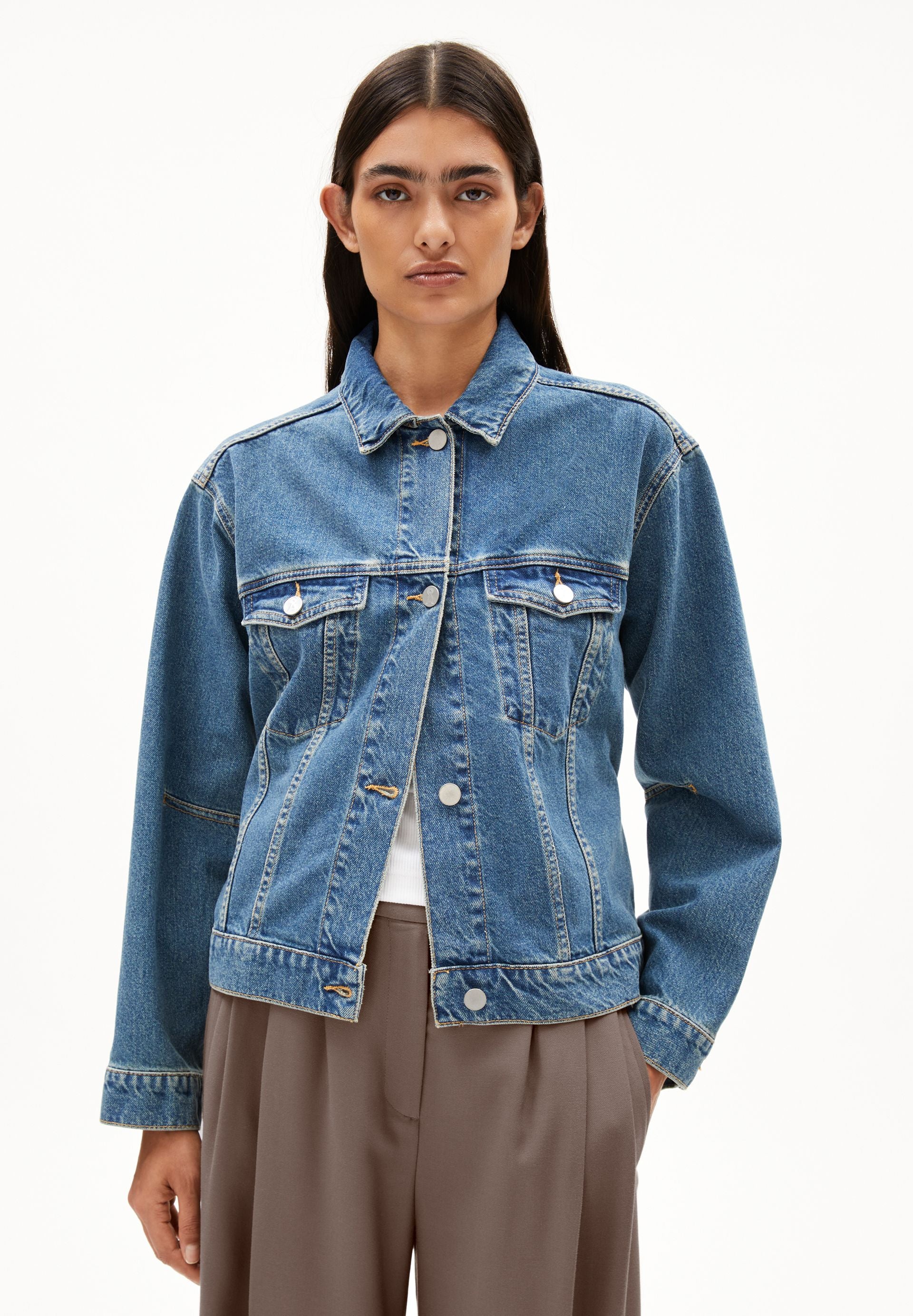 TAANA JACKE | celestial