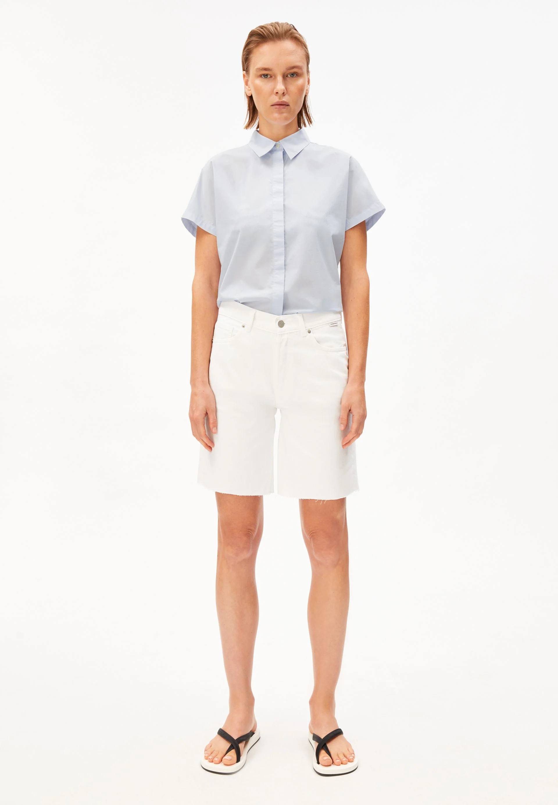 THAALINA MID WAIST JEANS-SHORTS | white - Image 5