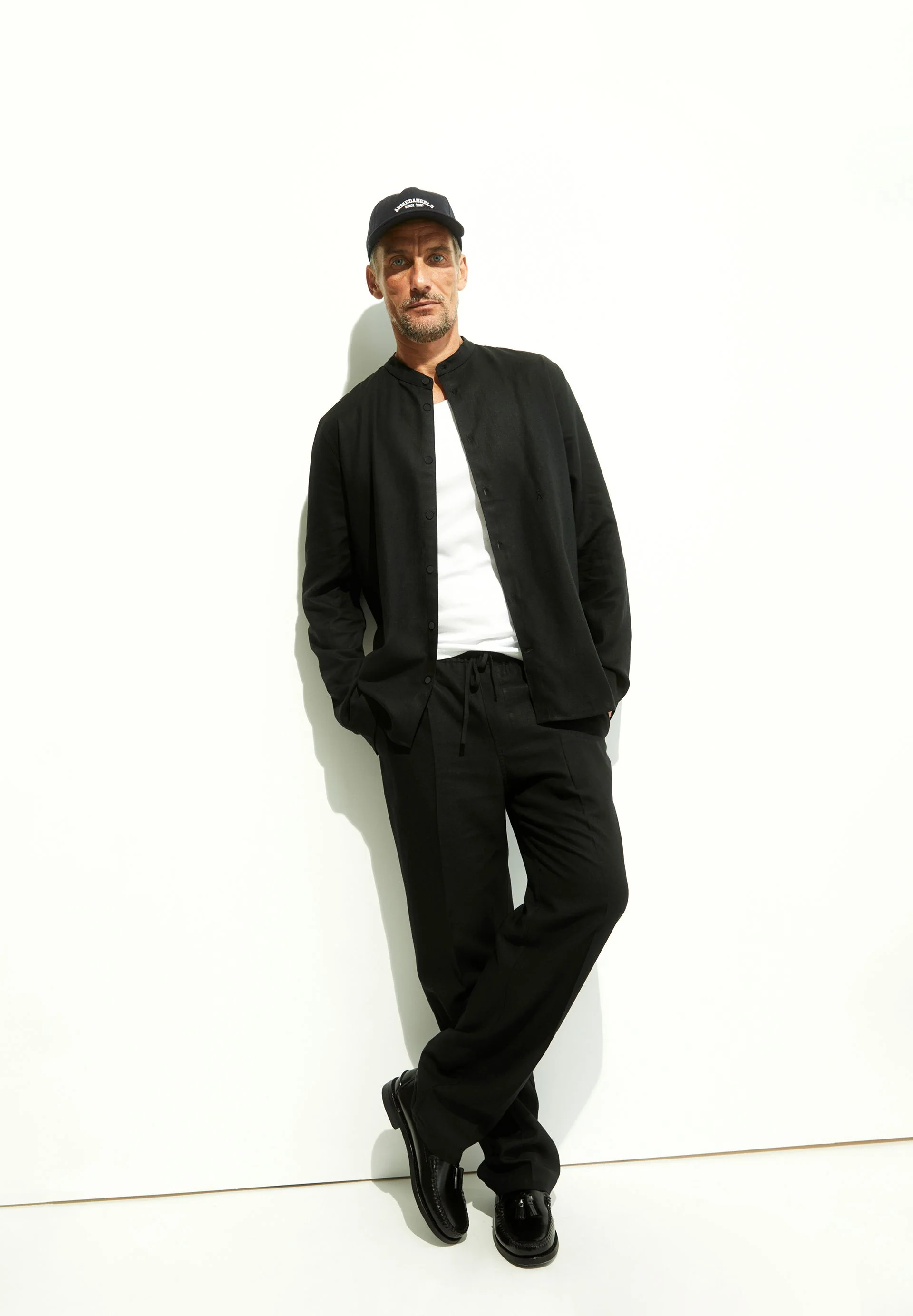VAALERONIMUS LEINEN-HEMD | black - Image 4