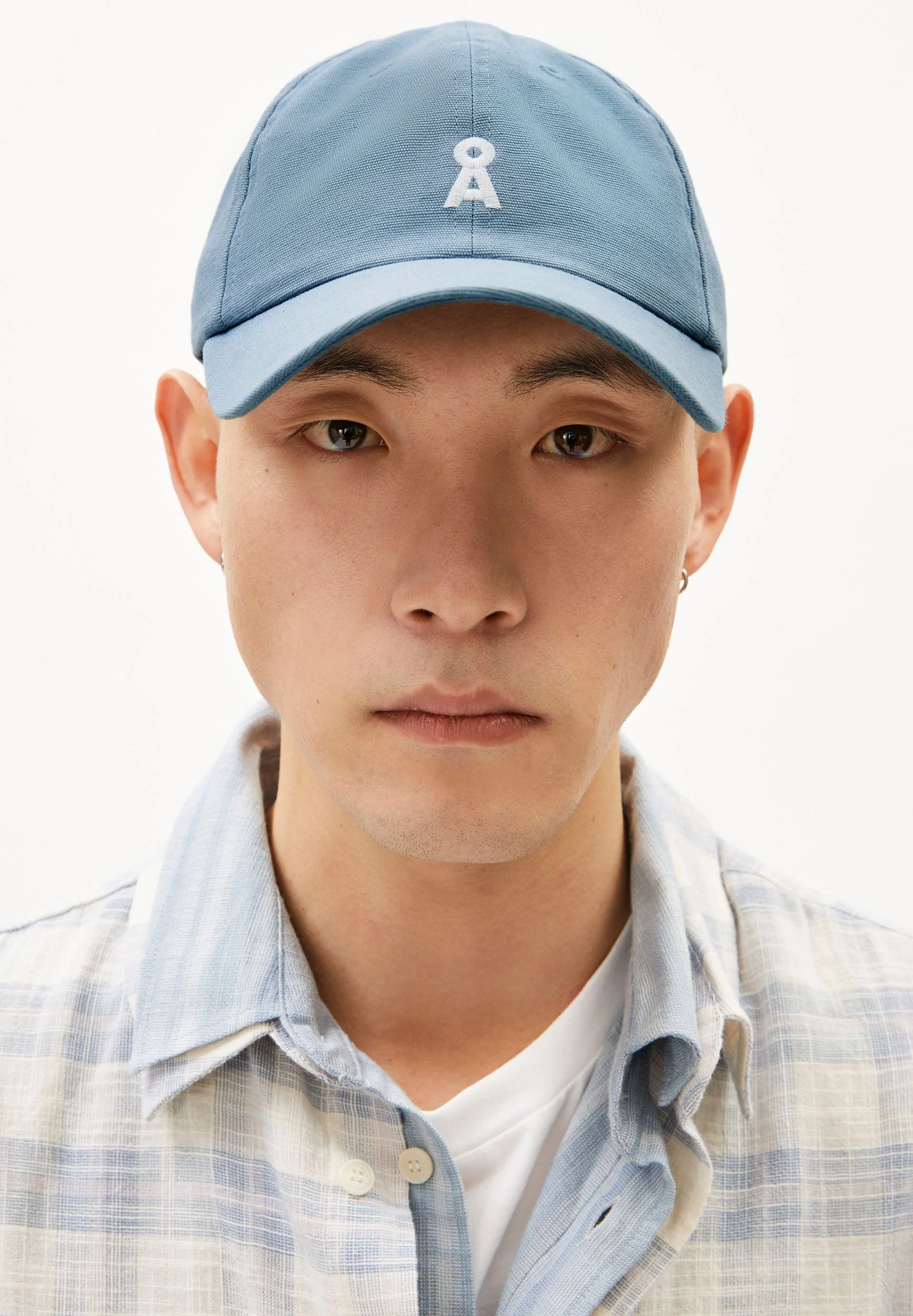 YENAAS BOLD KAPPE | pigment blue